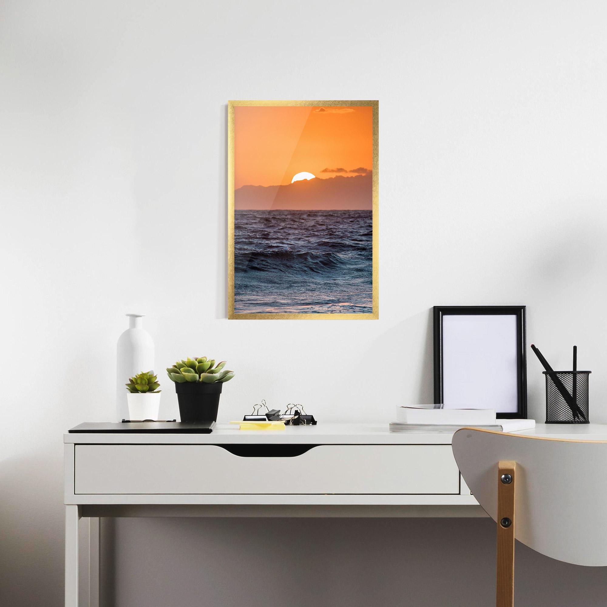 Poster Înrămat Morning Waves mockup 7