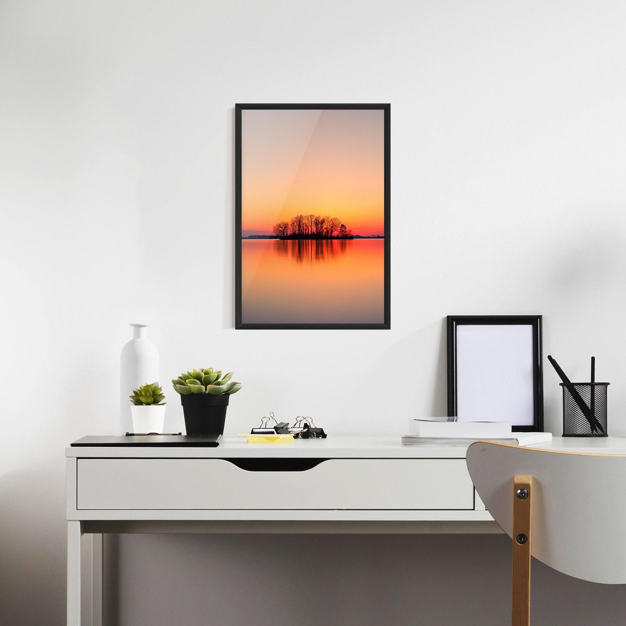 Poster Înrămat Tree Sunset Lake mockup 7
