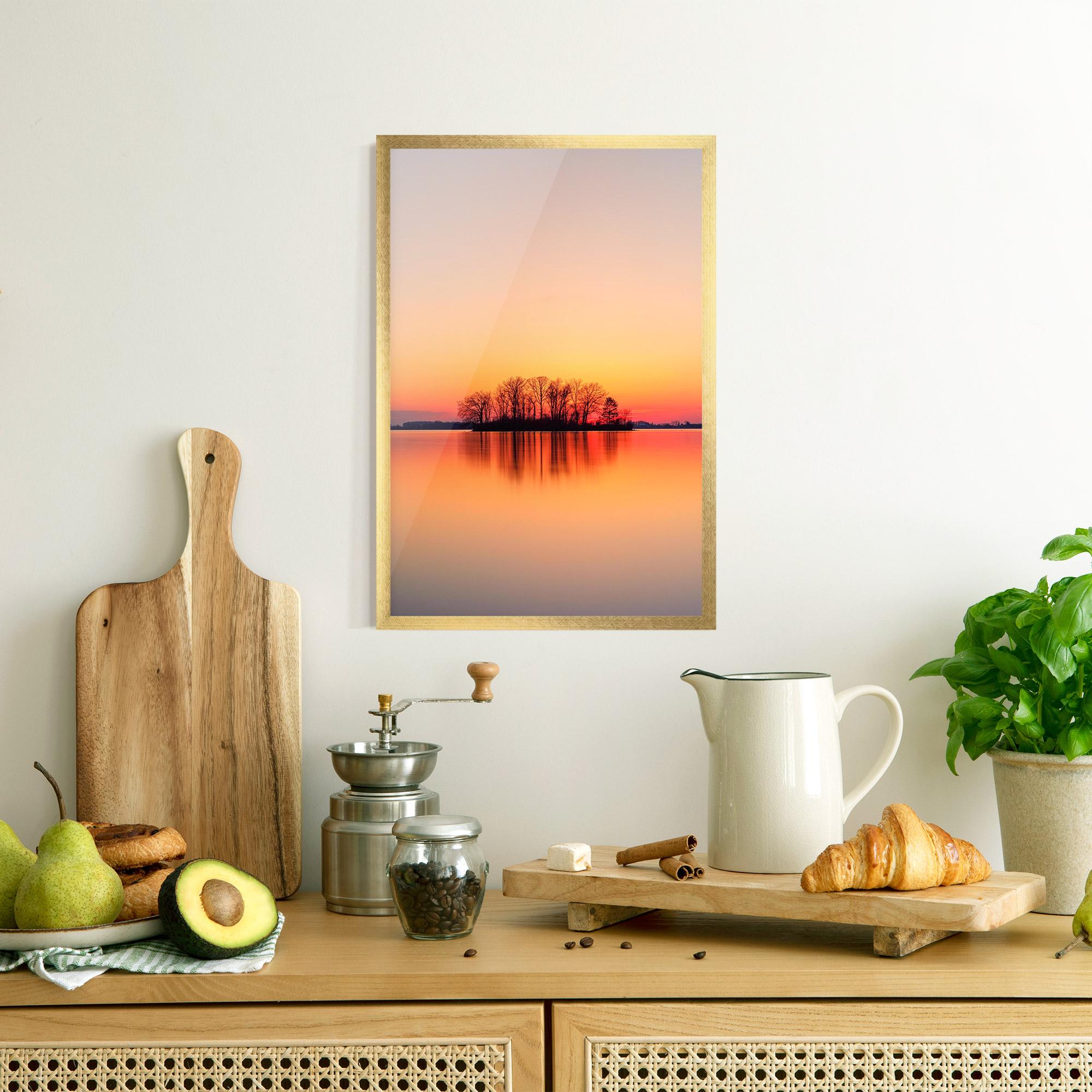 Poster Înrămat Tree Sunset Lake mockup 8