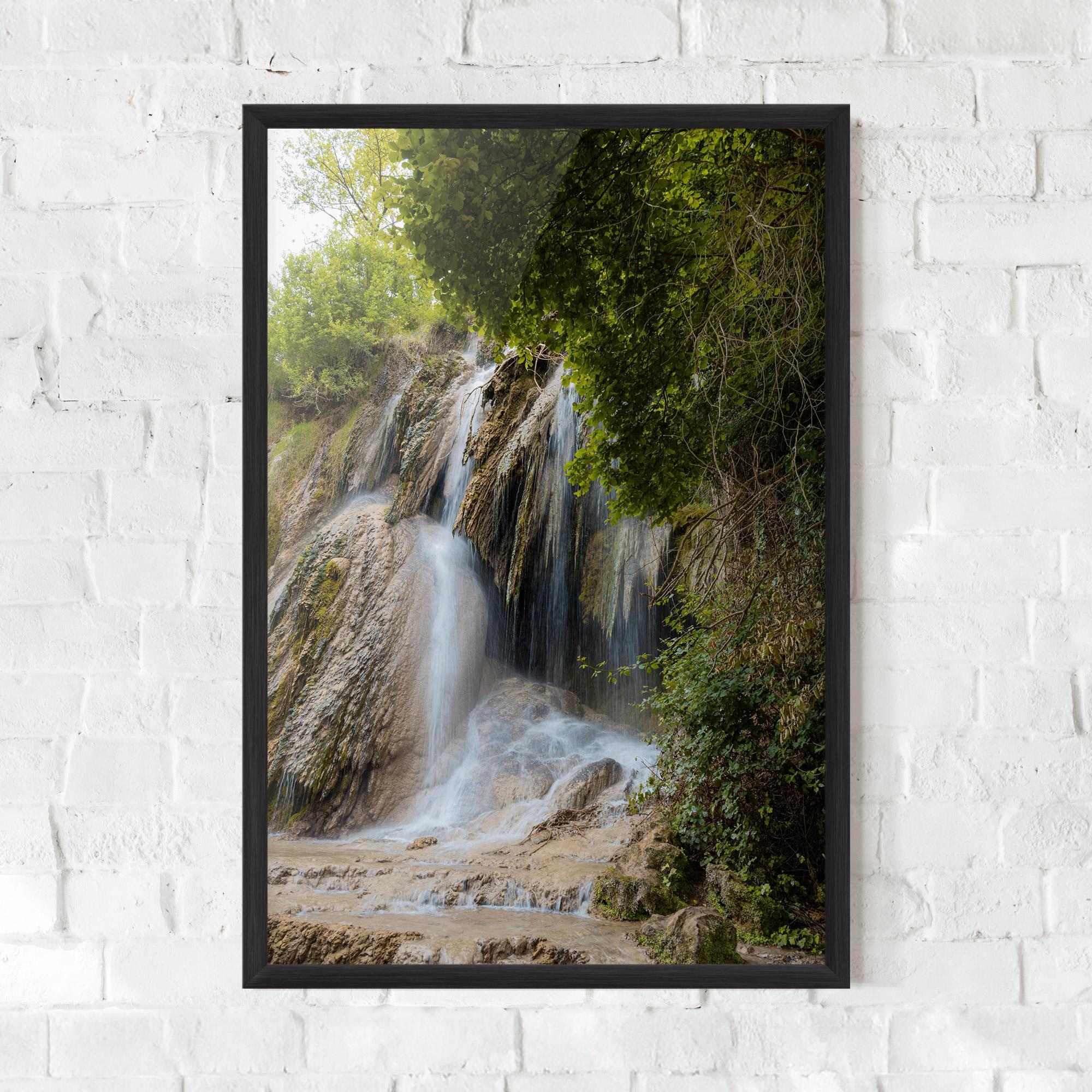 Poster Înrămat Forest Waterfall View mockup 0