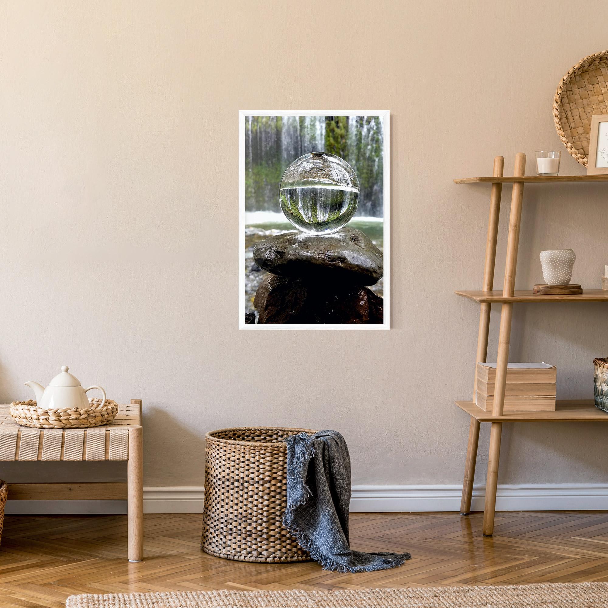 Poster Înrămat Waterfall Sphere mockup 9