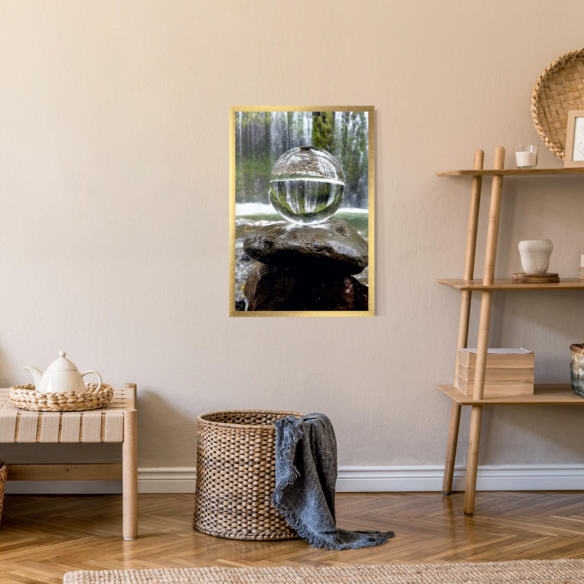 Poster Înrămat Waterfall Sphere mockup 9