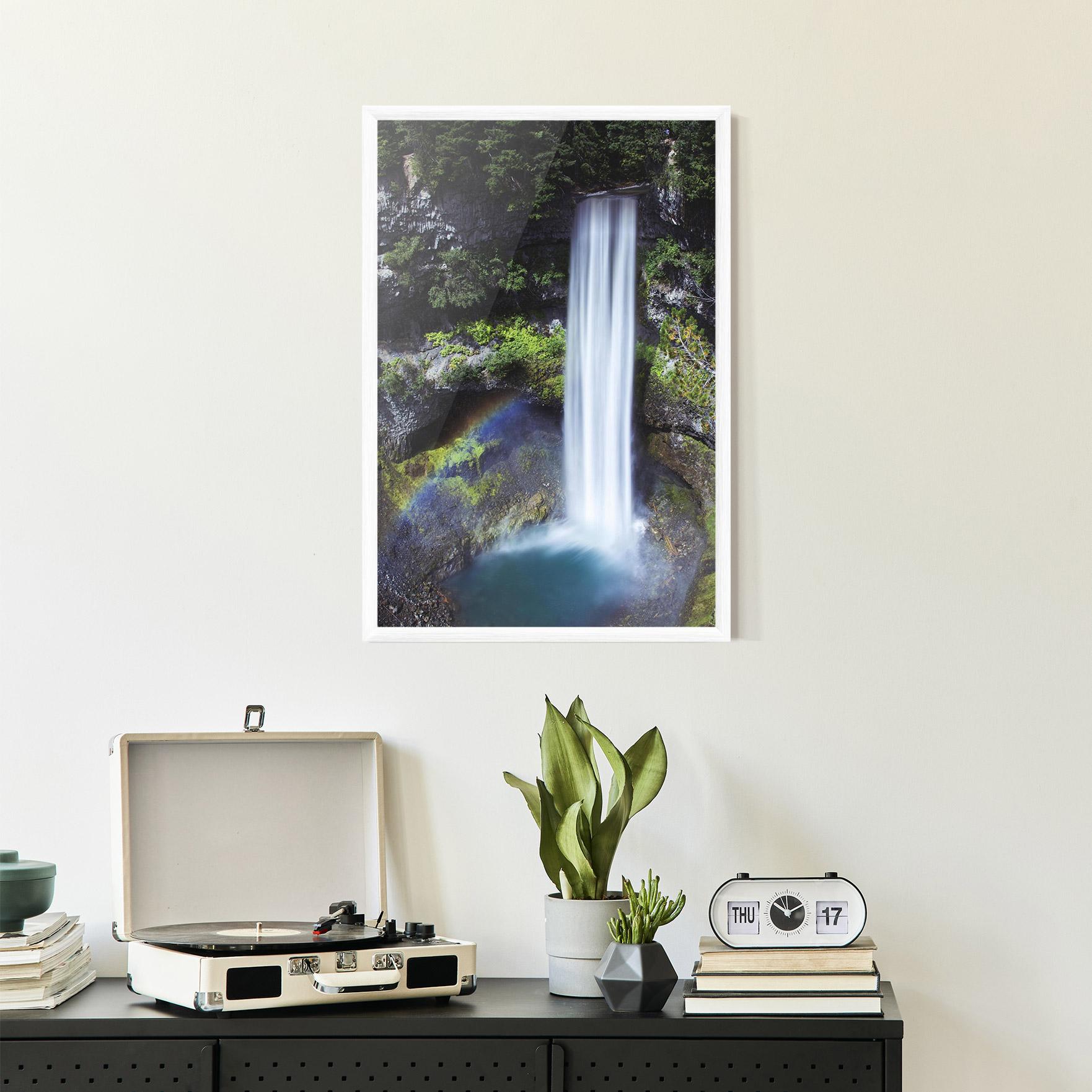 Poster Înrămat Pretty Rainbow Waterfall mockup 2