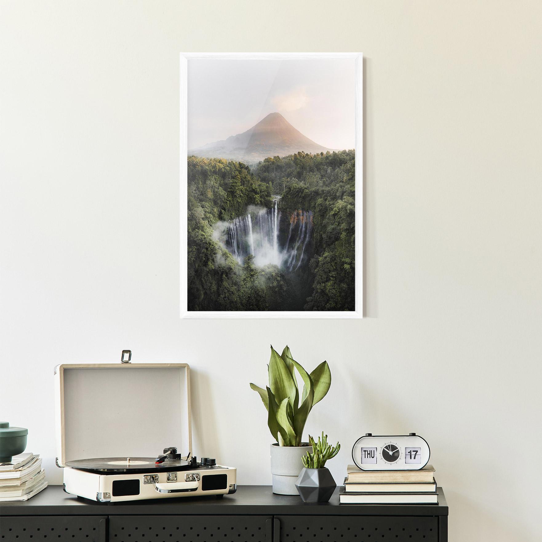 Poster Înrămat Vulcano Waterfall mockup 2