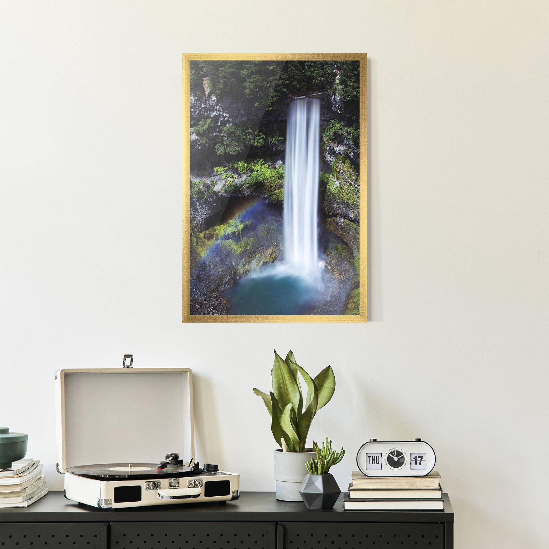 Poster Înrămat Pretty Rainbow Waterfall mockup 2