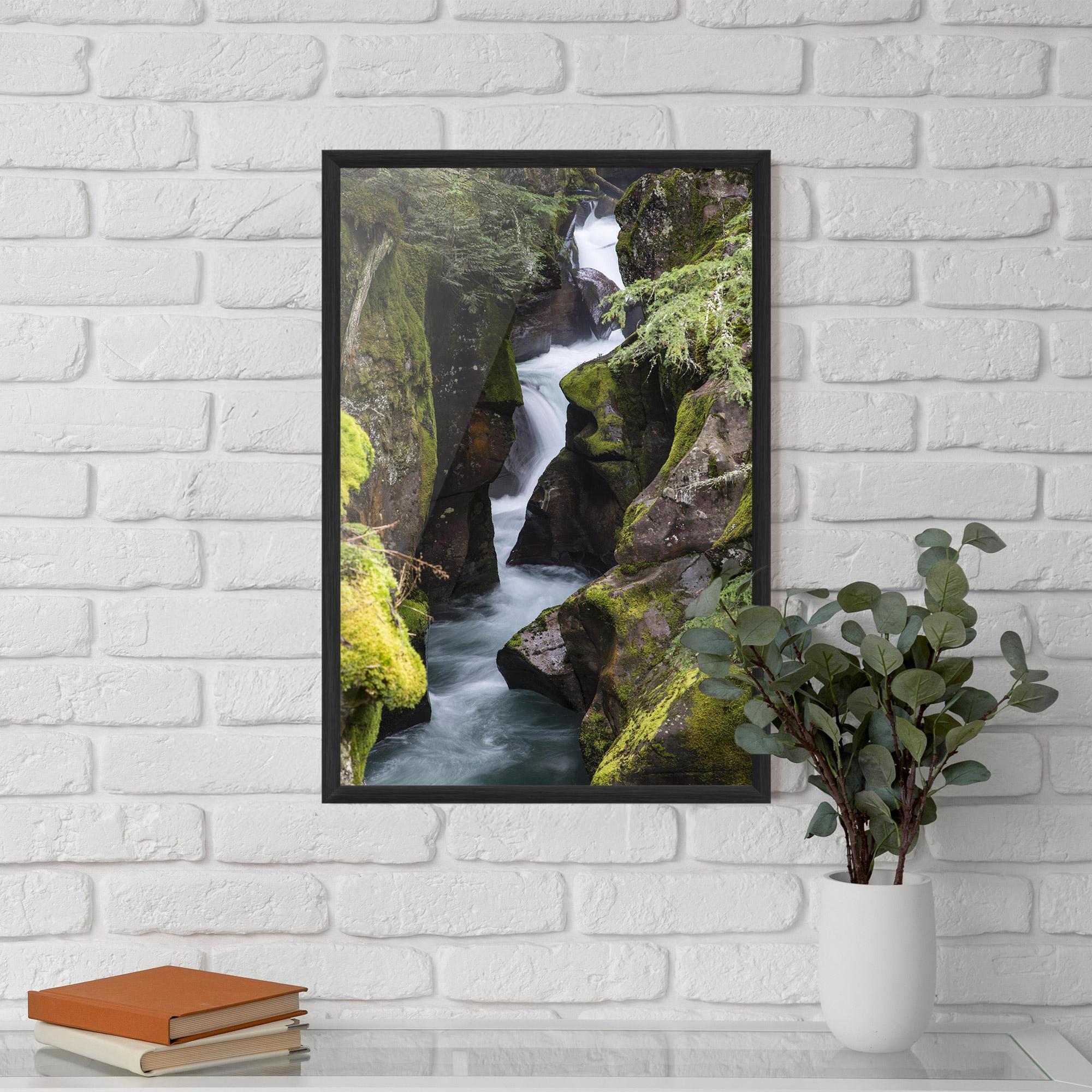 Poster Înrămat Water Falling Forest mockup 5