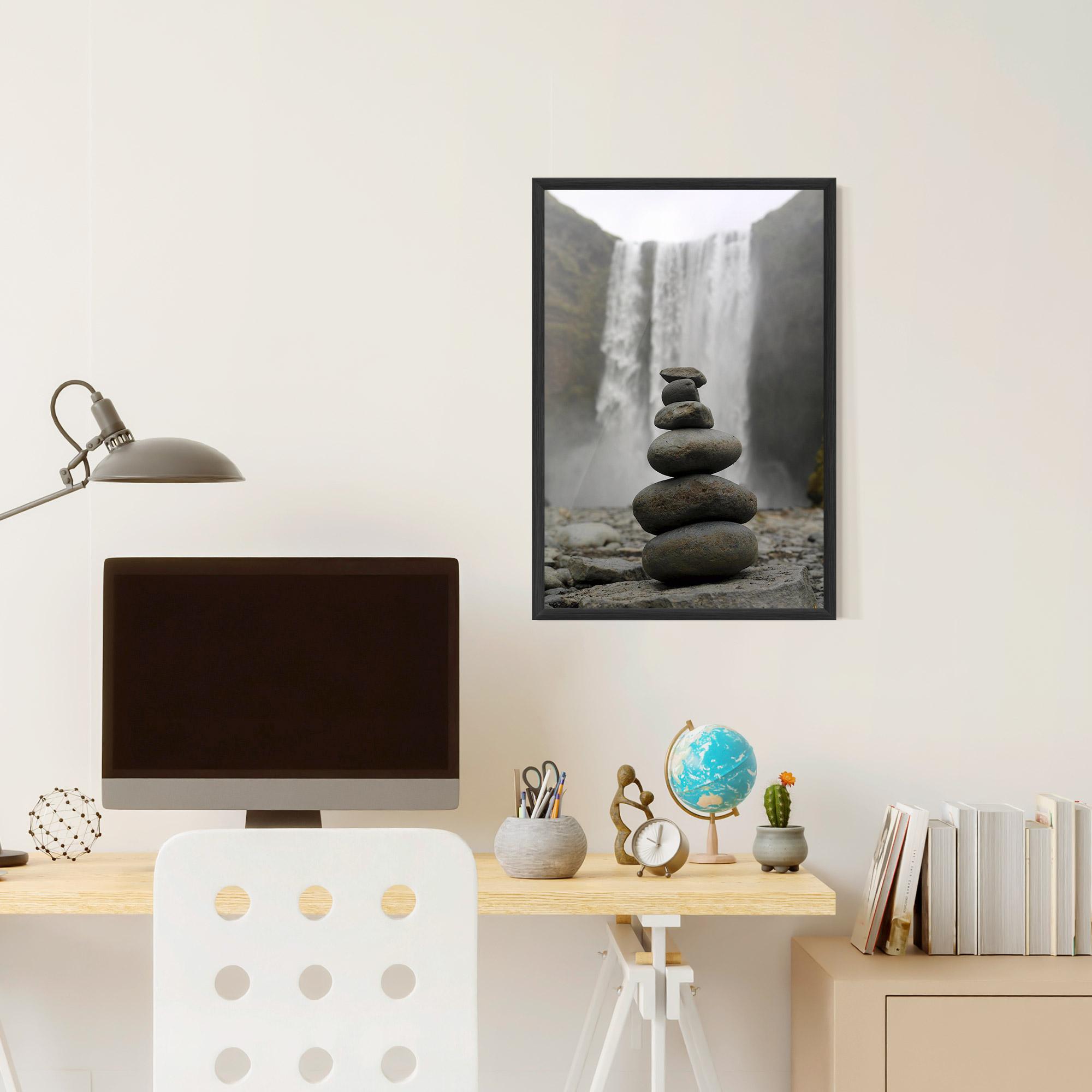 Poster Înrămat Balanced Rocks Waterfall mockup 6