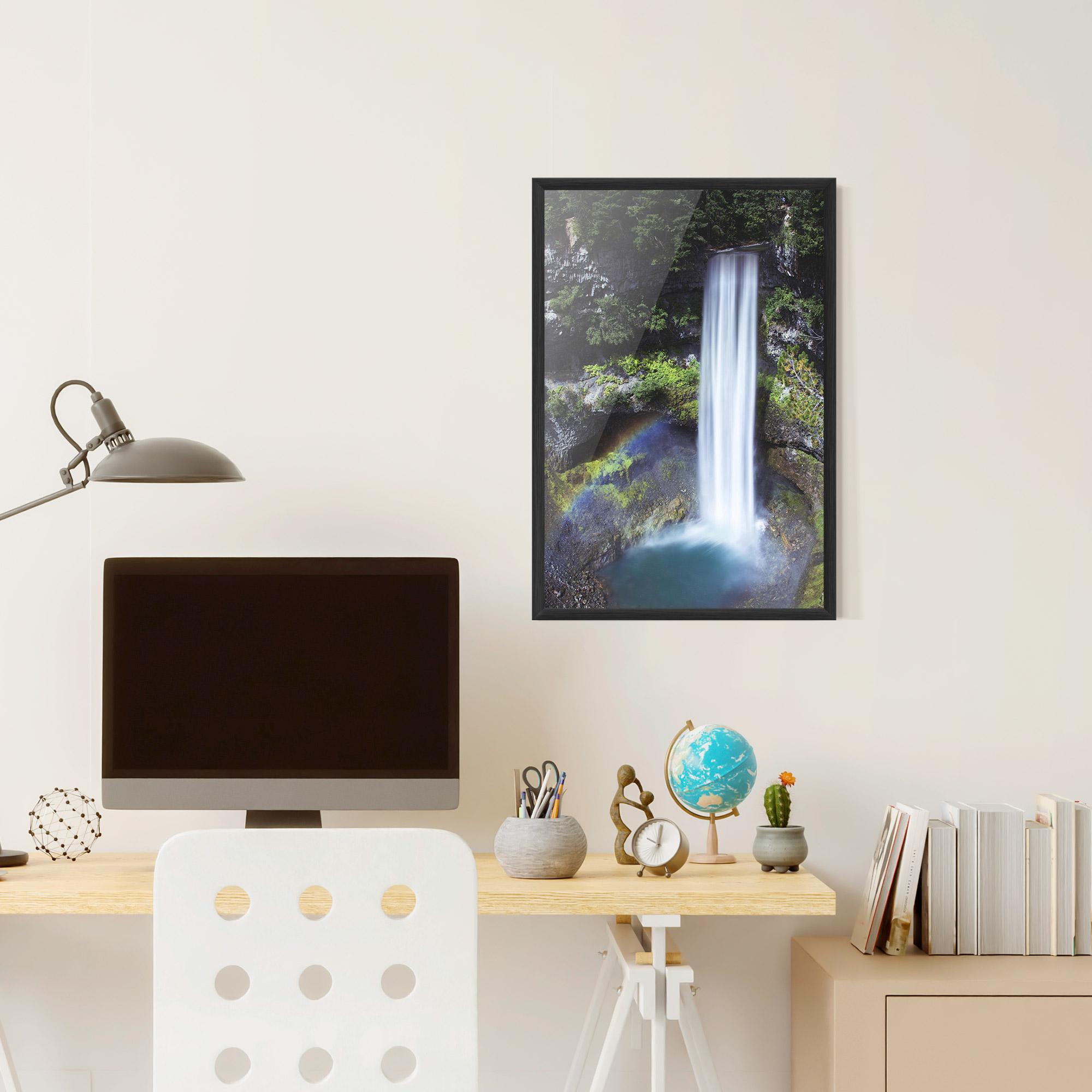 Poster Înrămat Pretty Rainbow Waterfall mockup 6