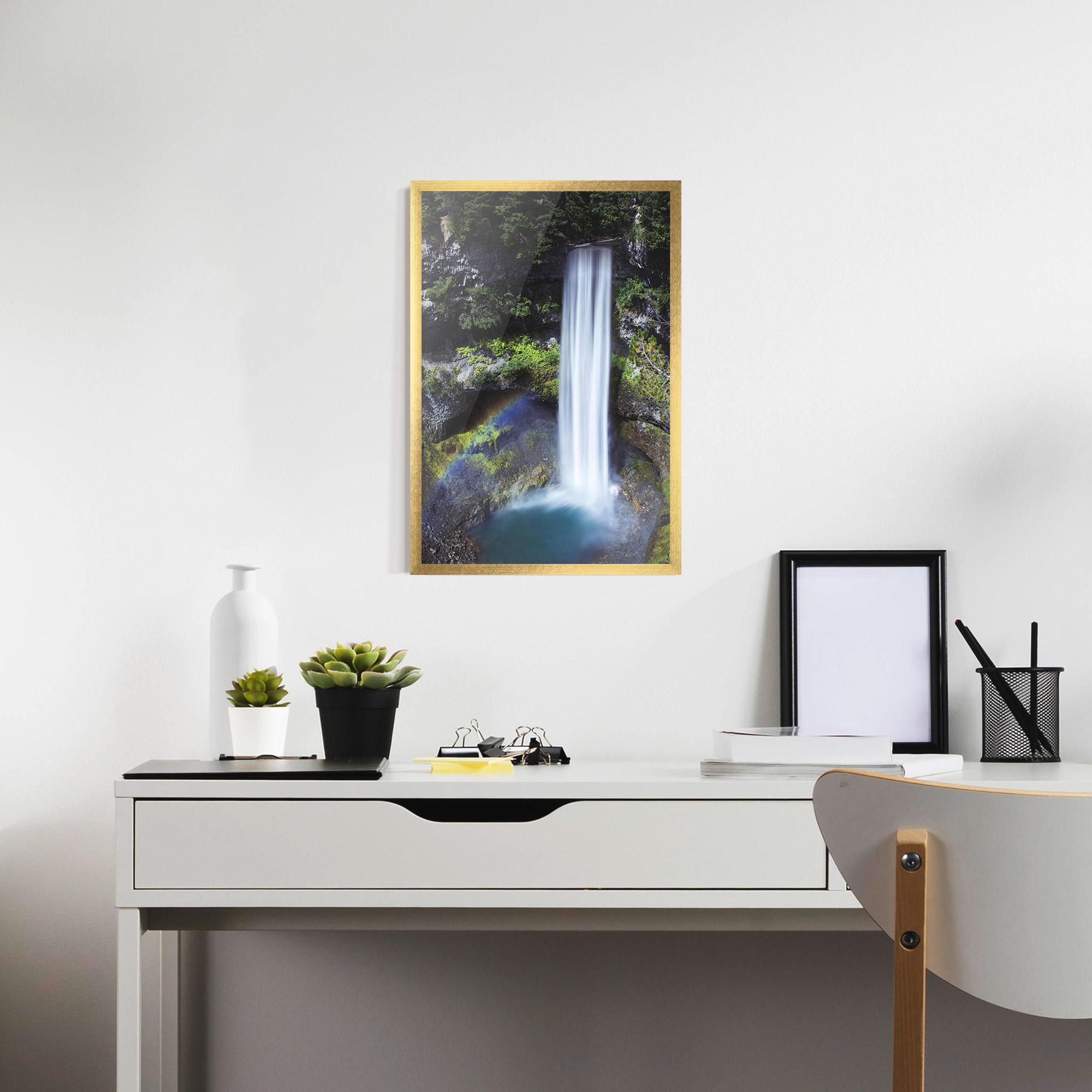 Poster Înrămat Pretty Rainbow Waterfall mockup 7