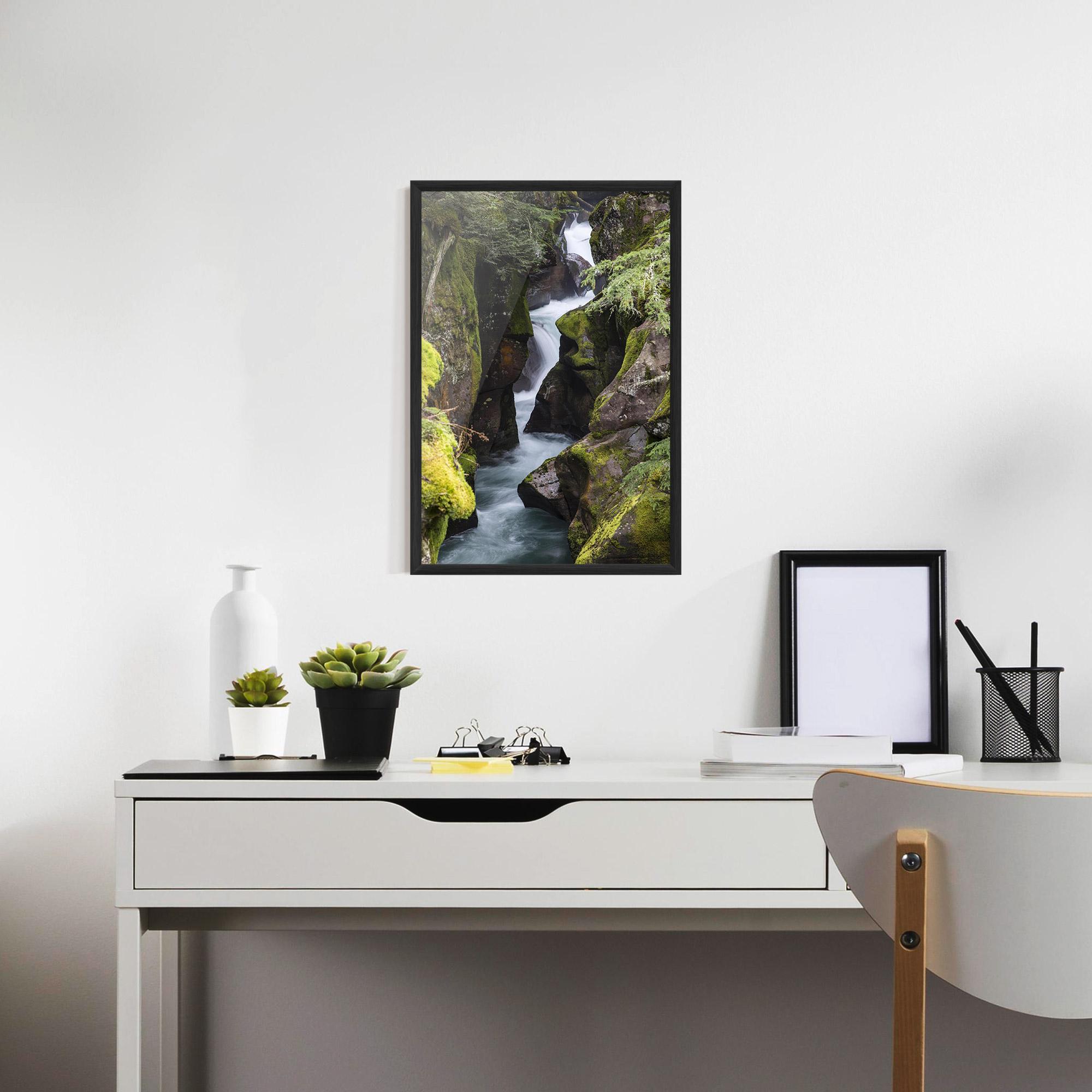 Poster Înrămat Water Falling Forest mockup 7