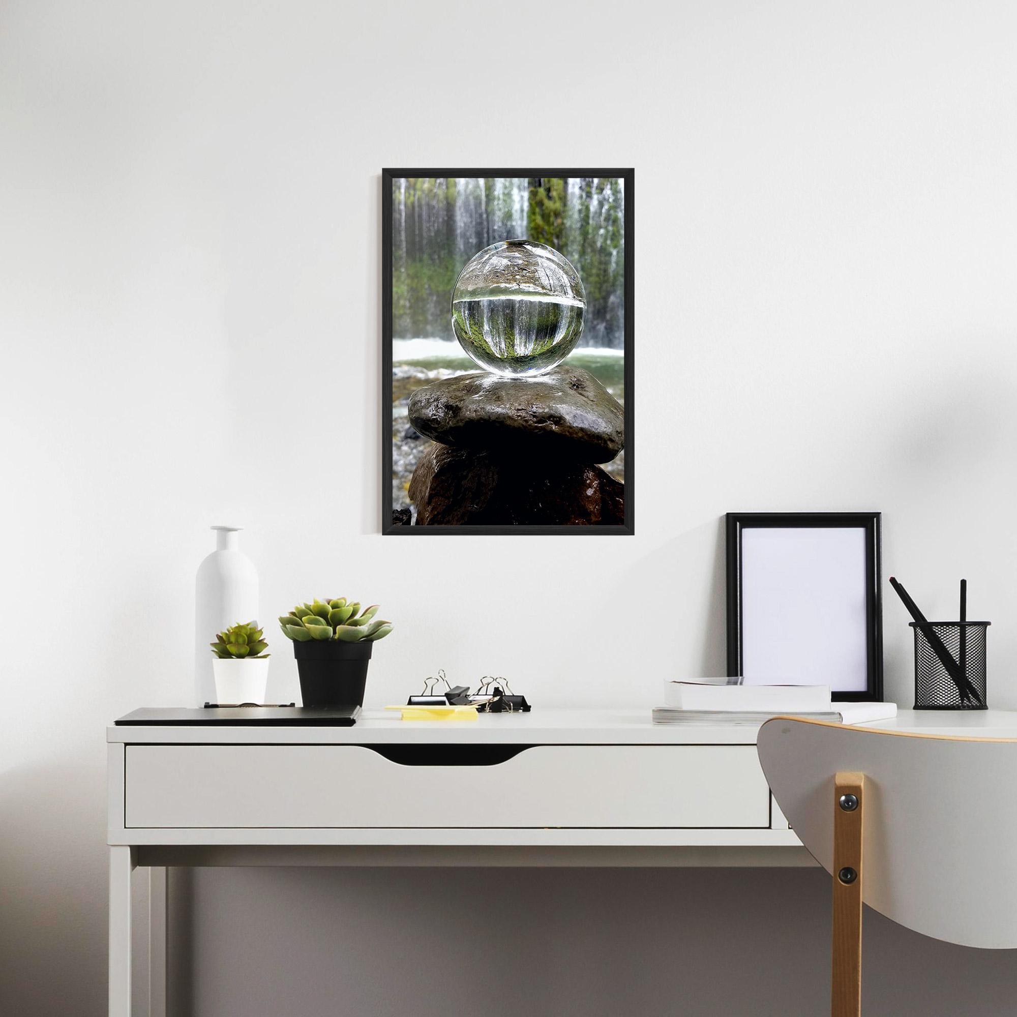 Poster Înrămat Waterfall Sphere mockup 7