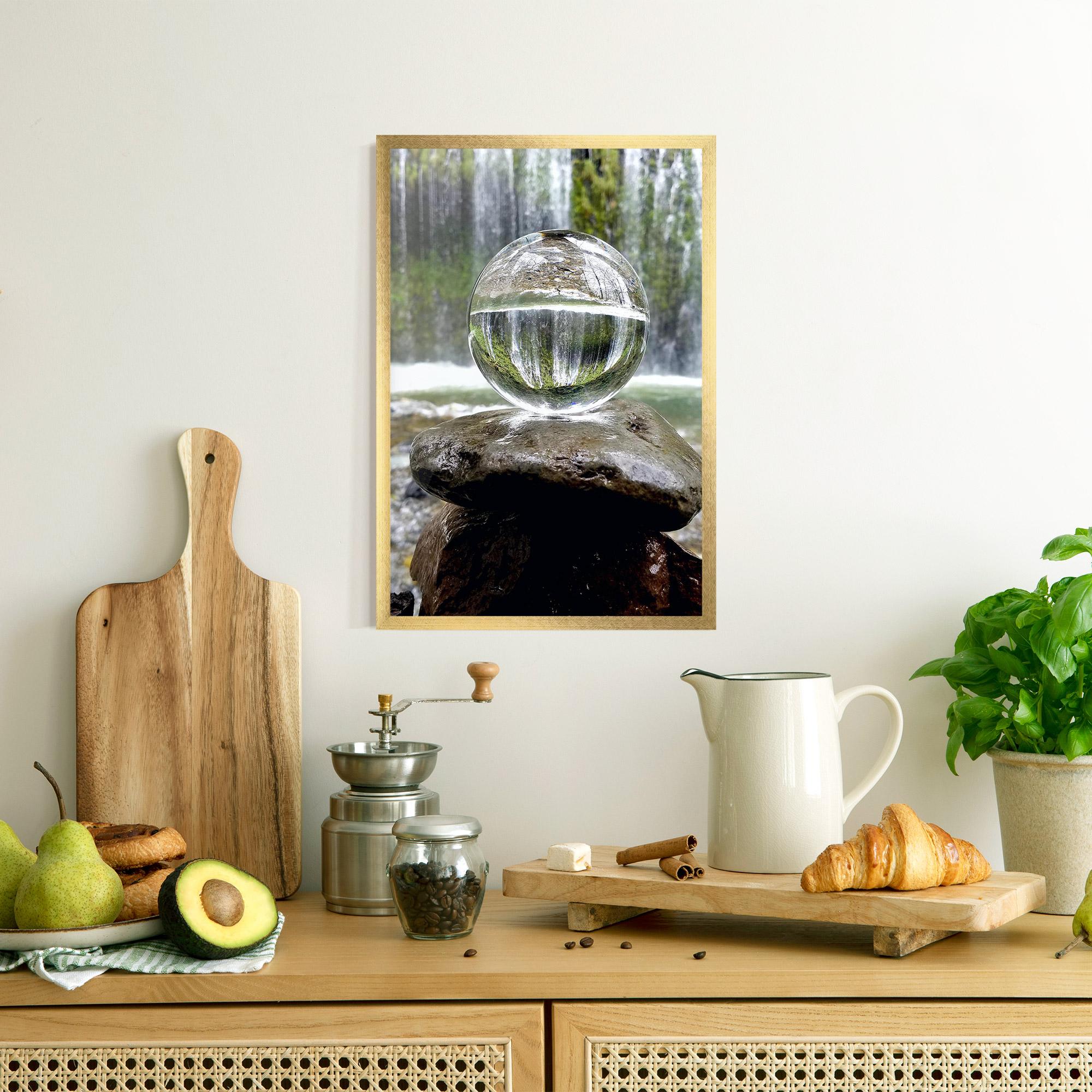 Poster Înrămat Waterfall Sphere mockup 8