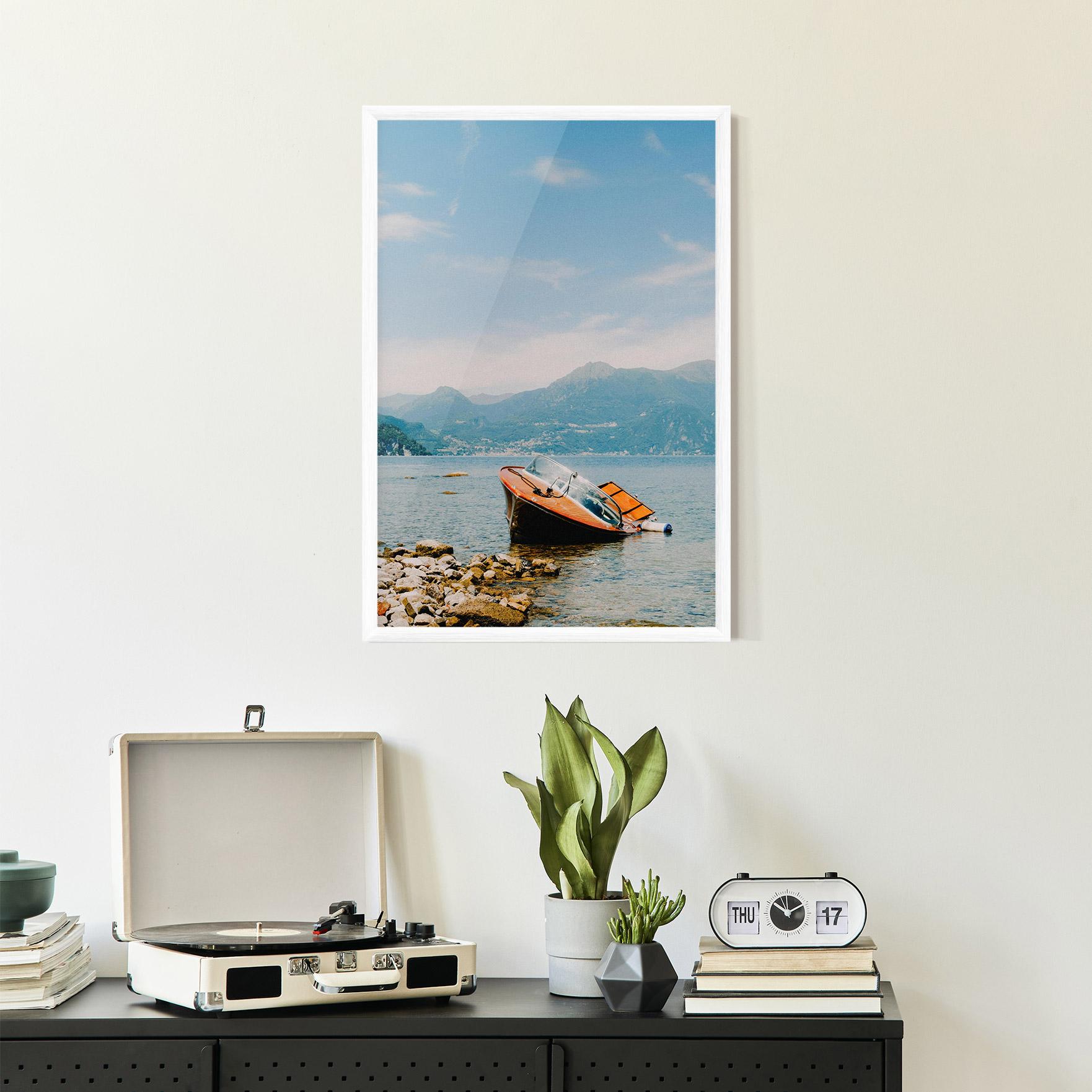 Poster Înrămat Boat On The Lake mockup 2