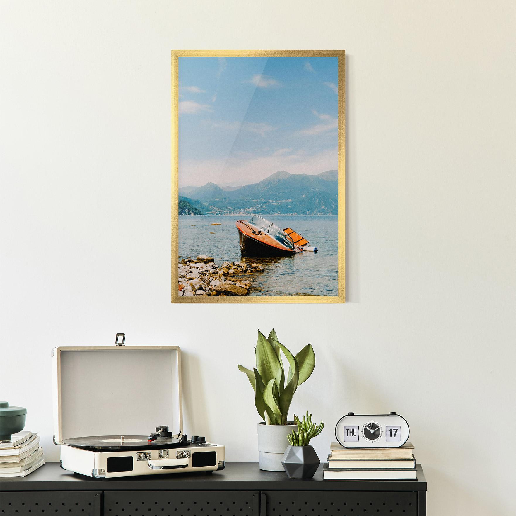 Poster Înrămat Boat On The Lake mockup 2