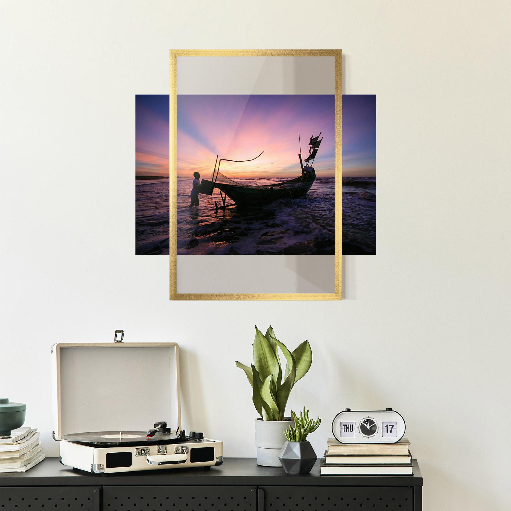 Poster Înrămat Sailor At Dawn mockup 2