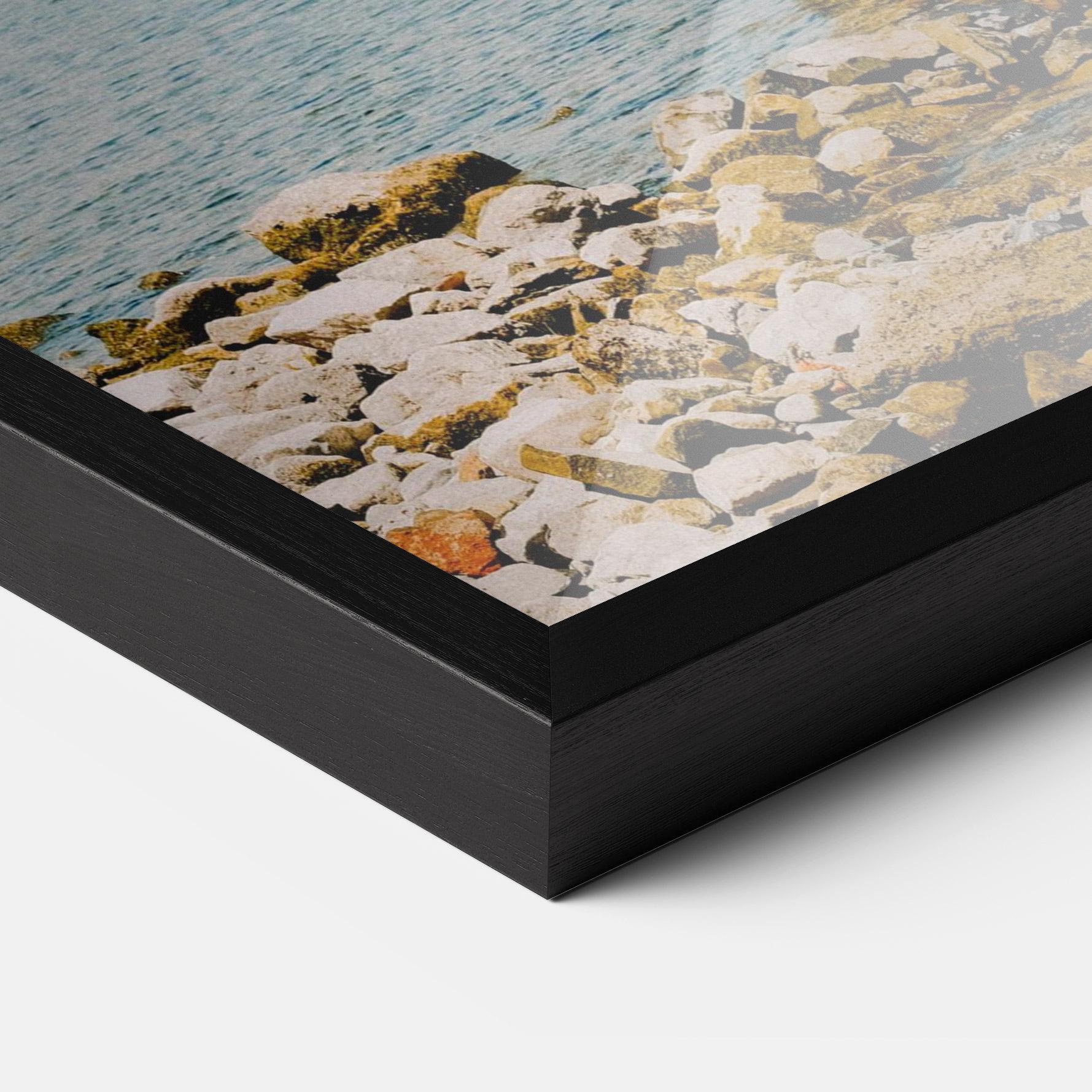 Poster Înrămat Boat On The Lake mockup 3