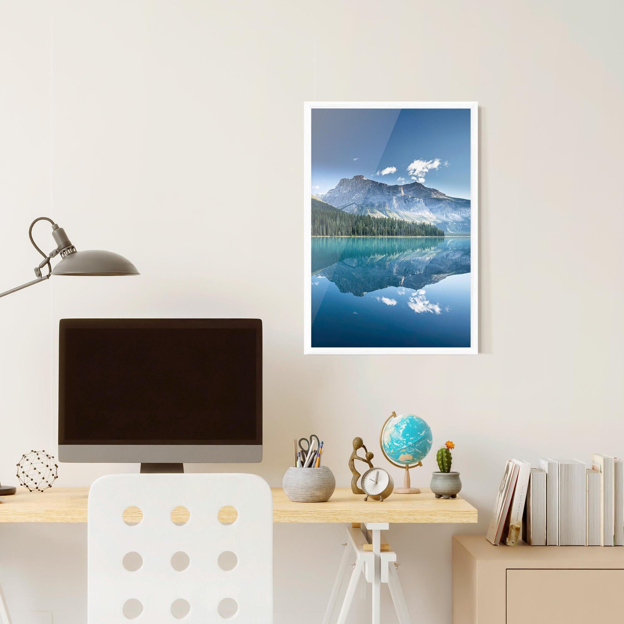 Poster Înrămat Blue Mountain Lake mockup 6