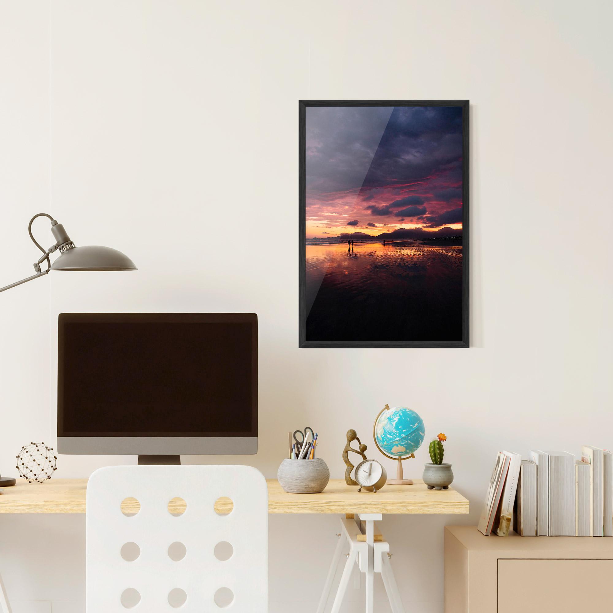 Poster Înrămat Beach At Sunset mockup 6