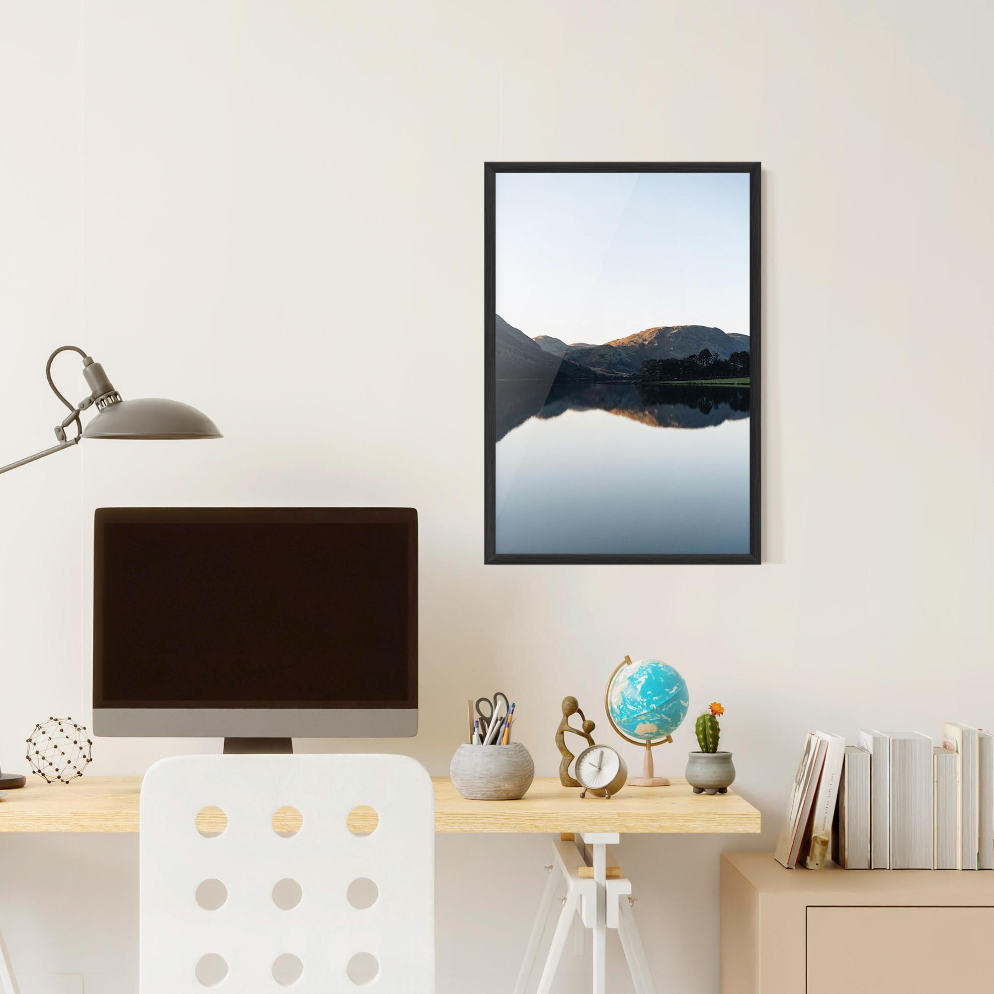Poster Înrămat Nice Lake mockup 6