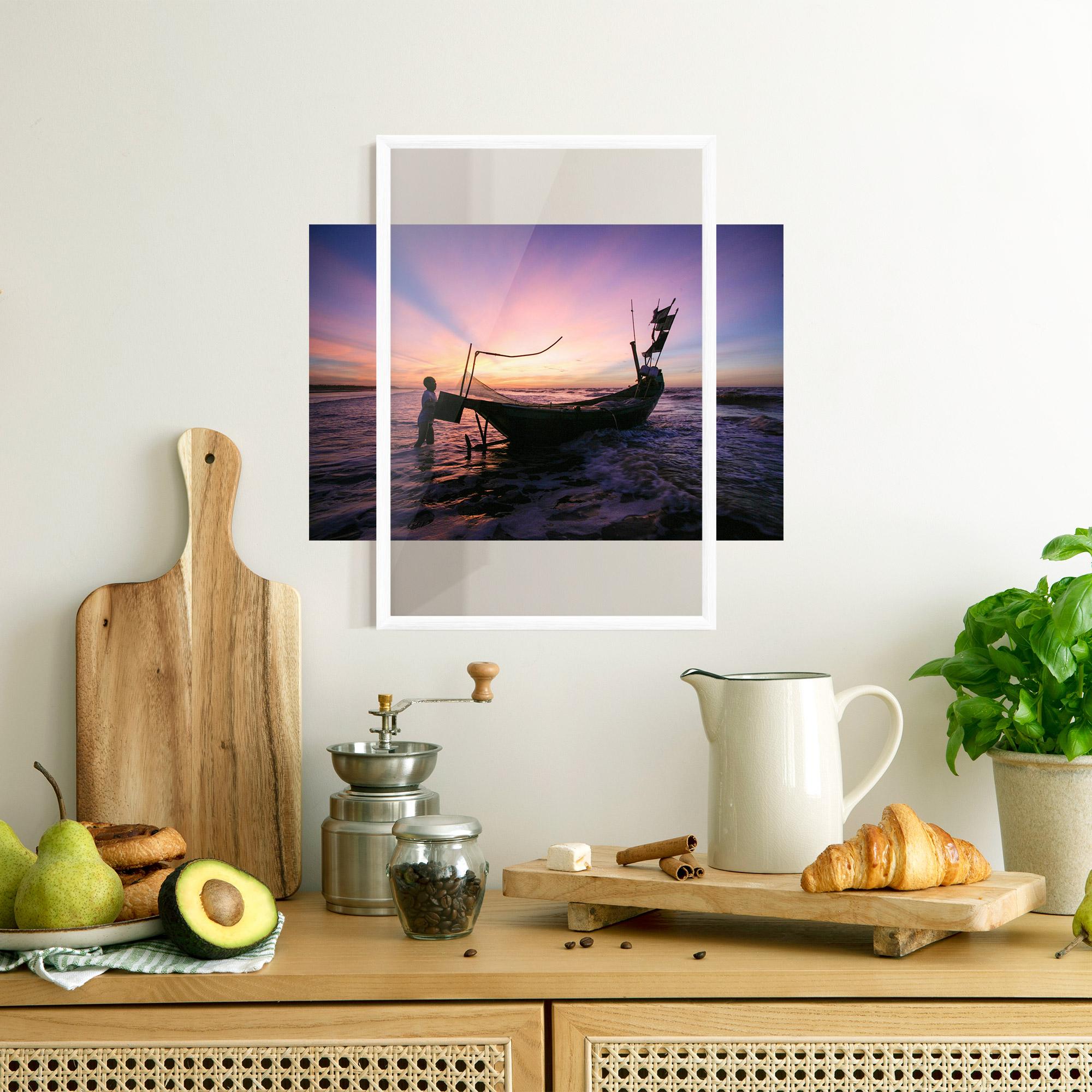 Poster Înrămat Sailor At Dawn mockup 8