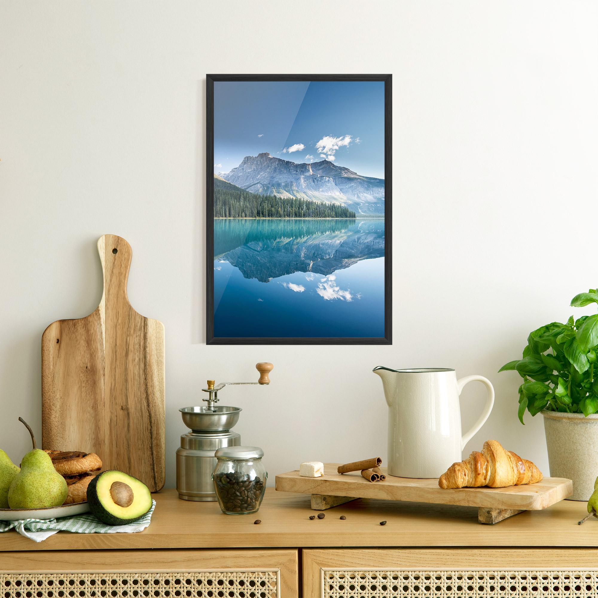Poster Înrămat Blue Mountain Lake mockup 8