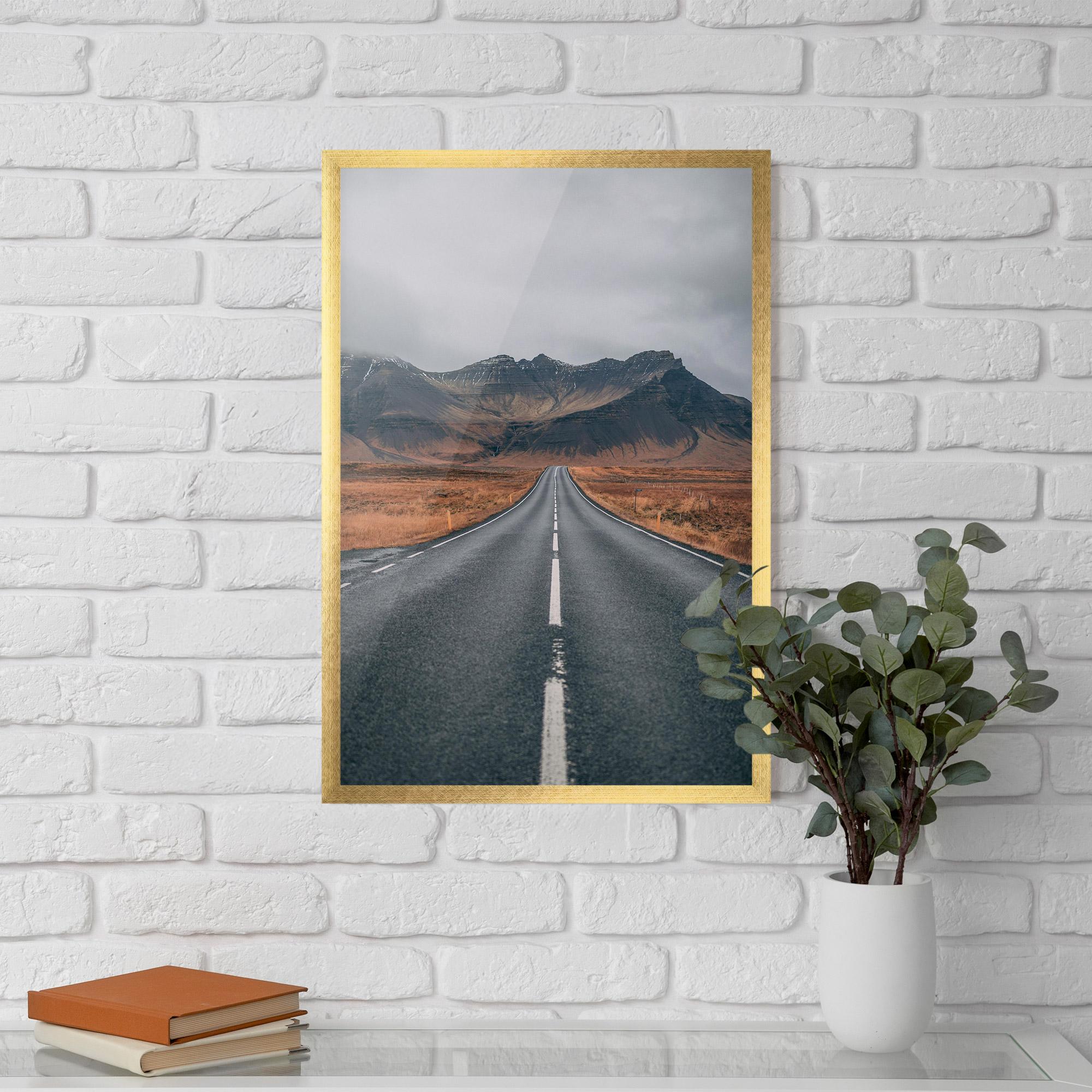 Poster Înrămat Country Roads mockup 5