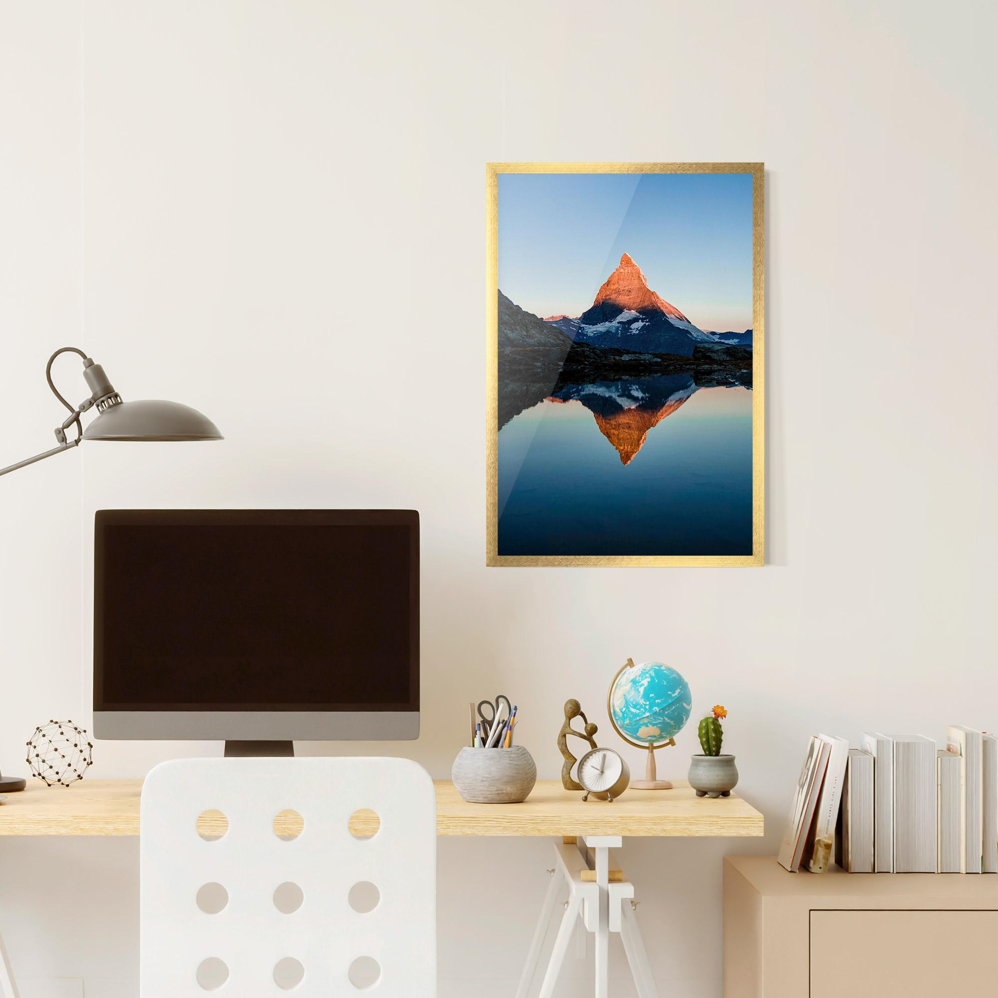 Poster Înrămat Mirror Mountain mockup 6