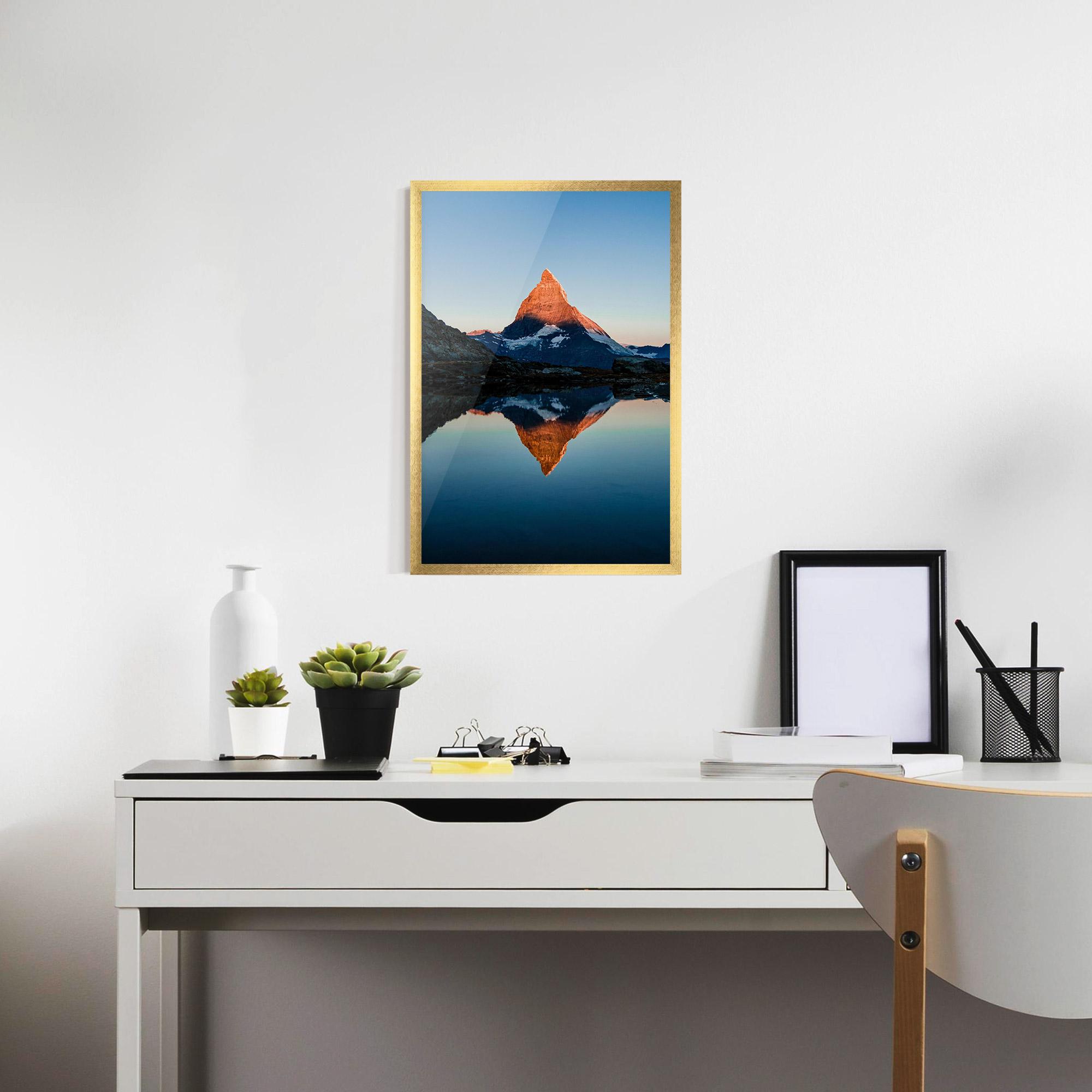 Poster Înrămat Mirror Mountain mockup 7