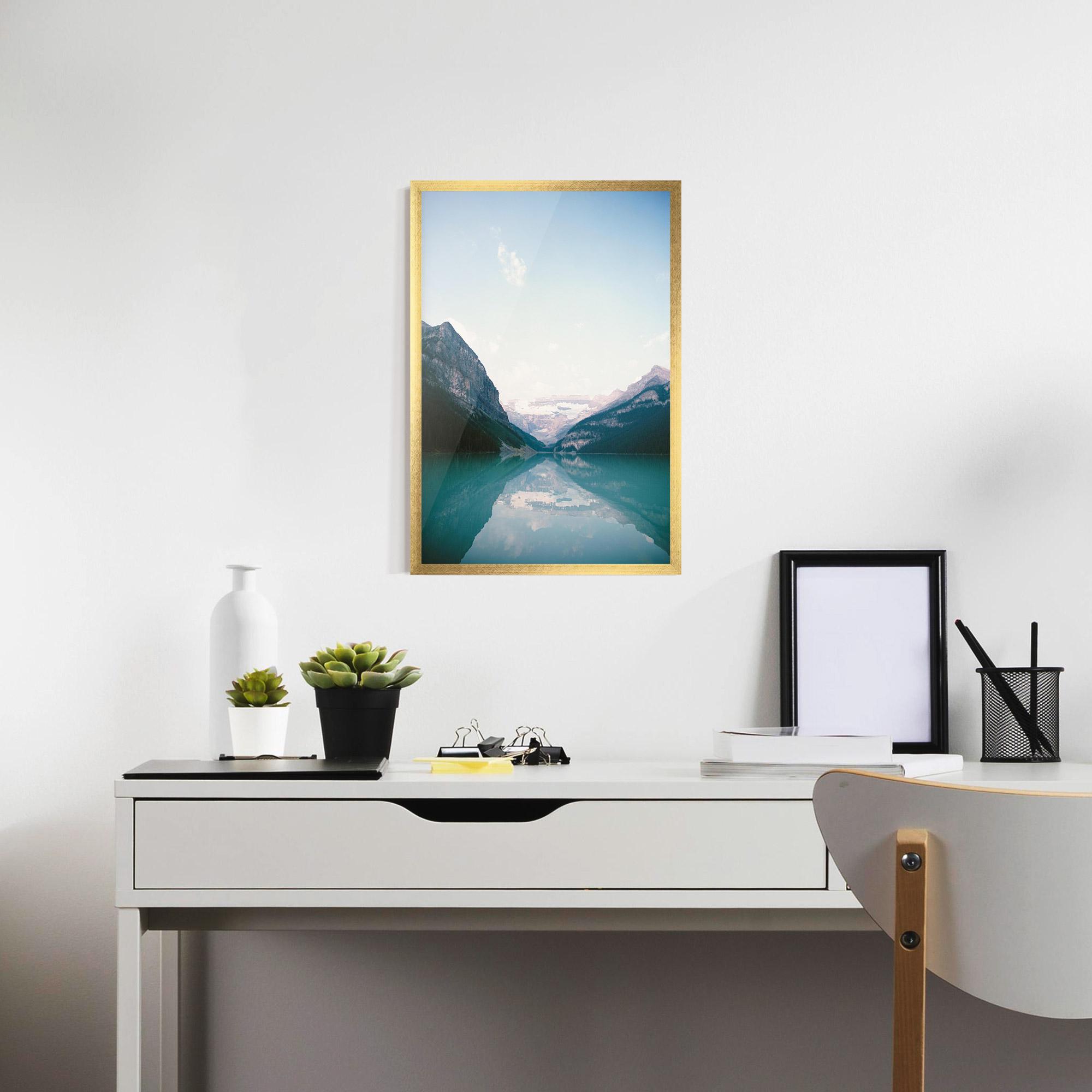 Poster Înrămat Mountain Valley mockup 7