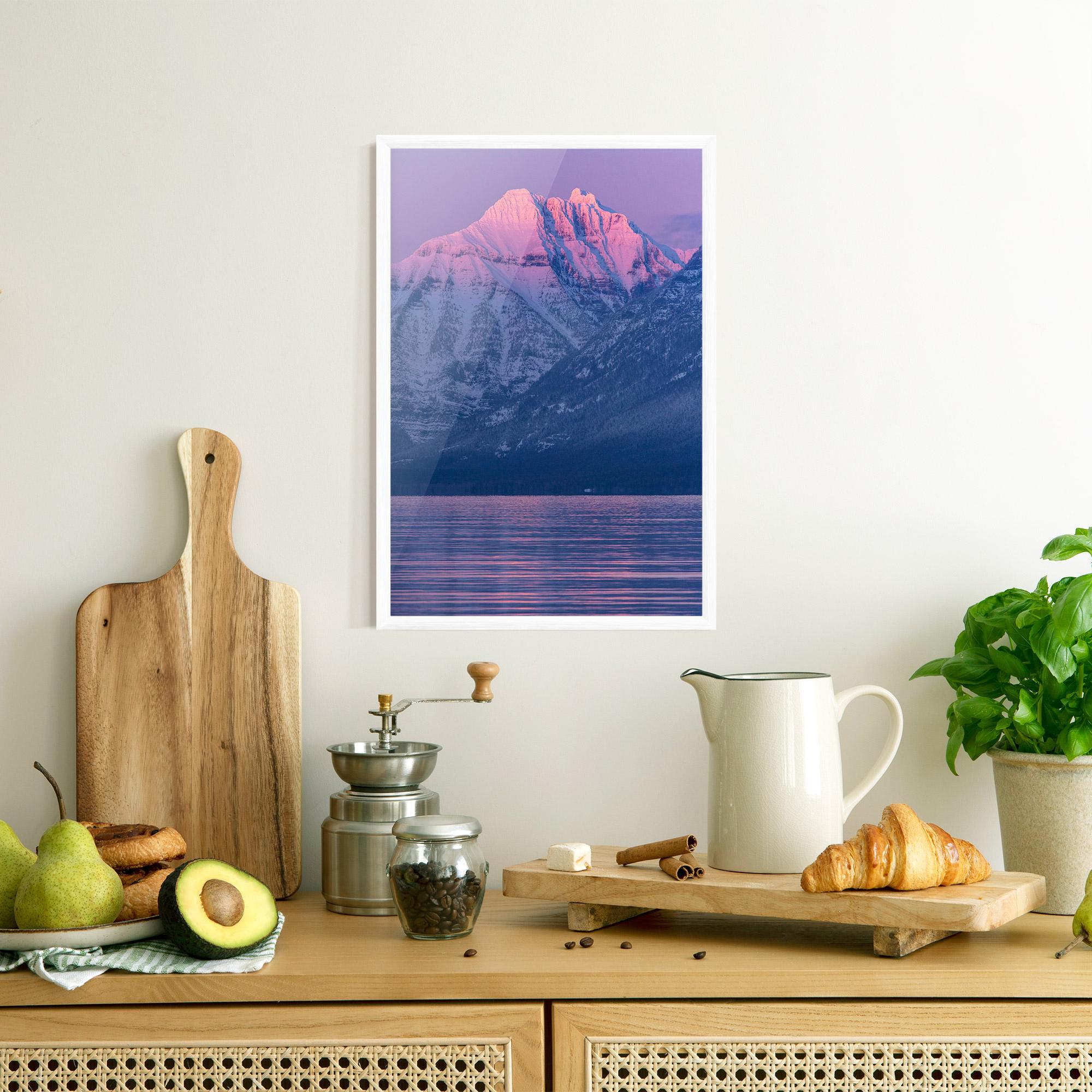 Poster Înrămat Purple Snowy View mockup 8
