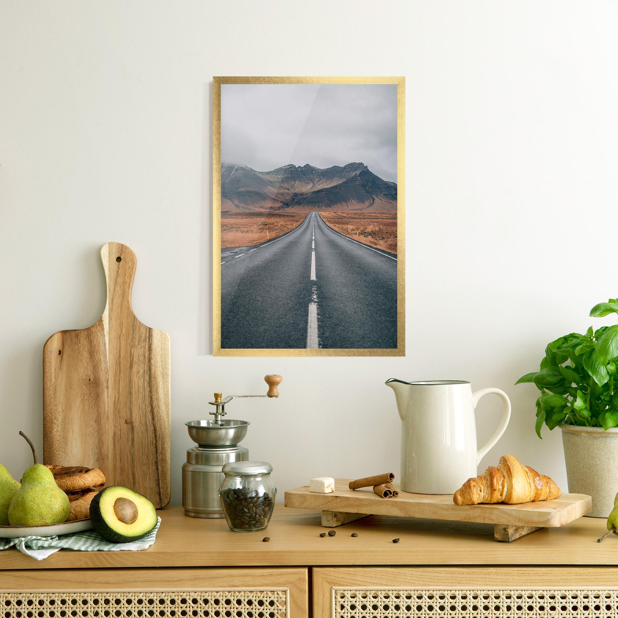 Poster Înrămat Country Roads mockup 8