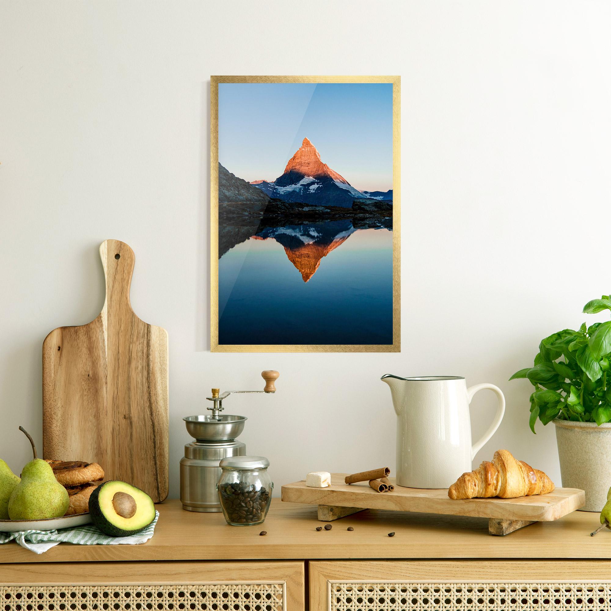 Poster Înrămat Mirror Mountain mockup 8