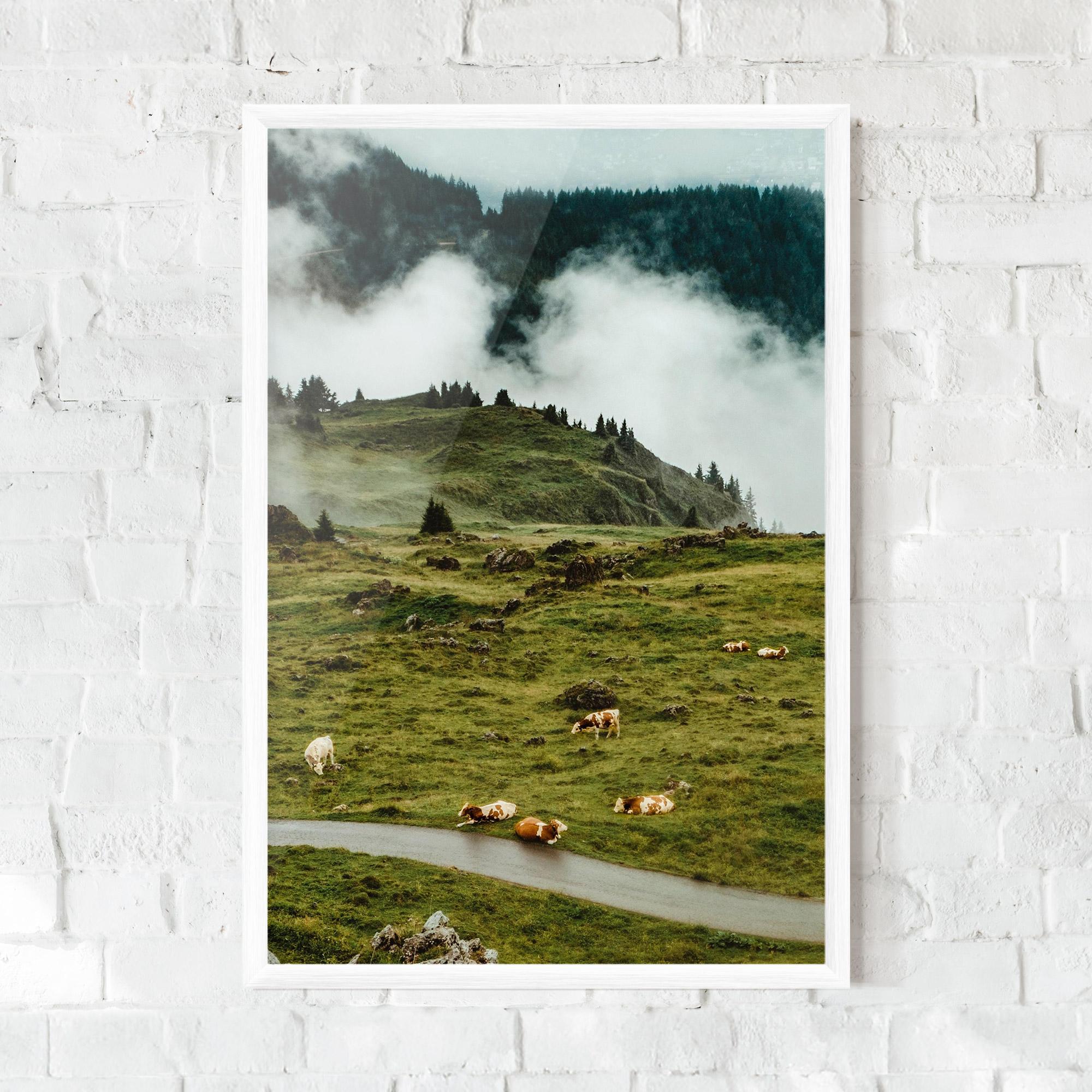 Poster Înrămat Cow Field View mockup 0