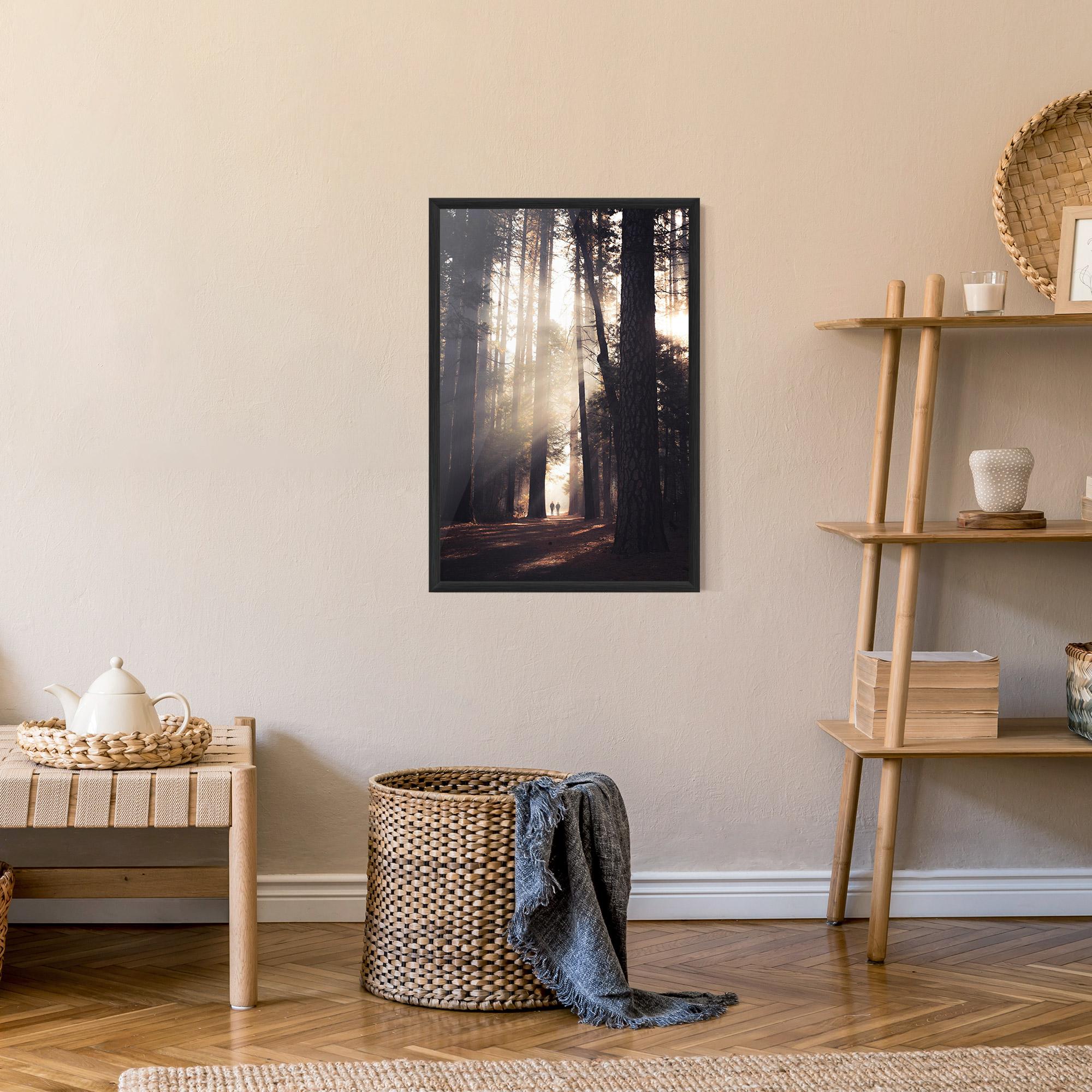 Poster Înrămat Foggy Couple Forest mockup 9