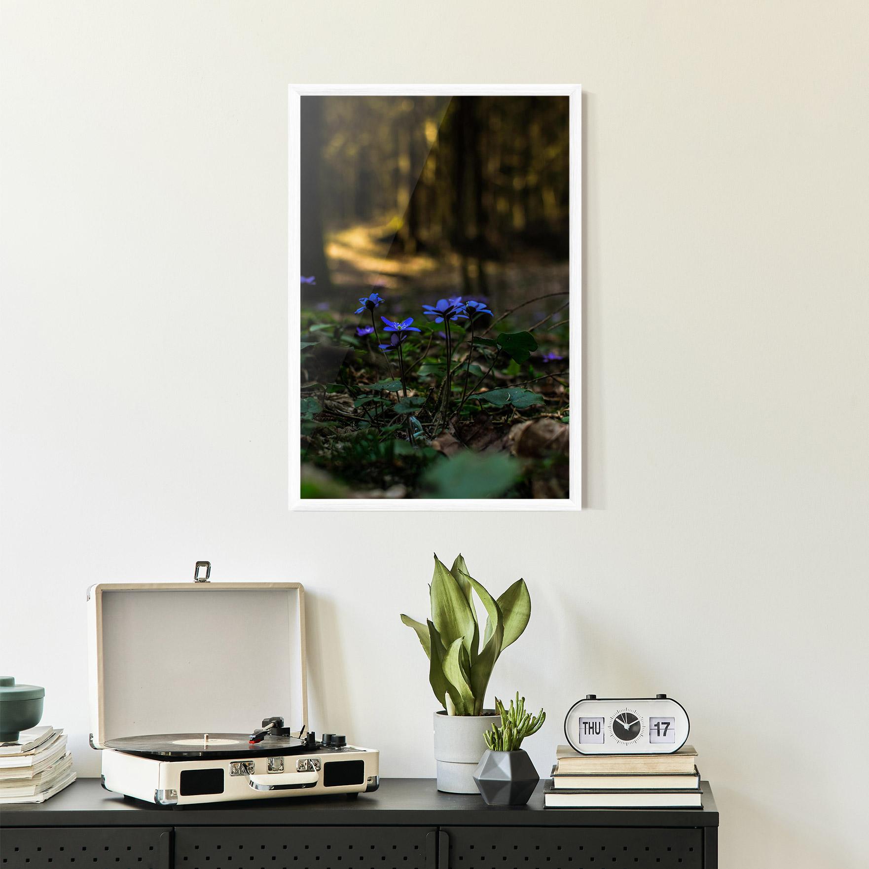Poster Înrămat Purple Flower Forest mockup 2
