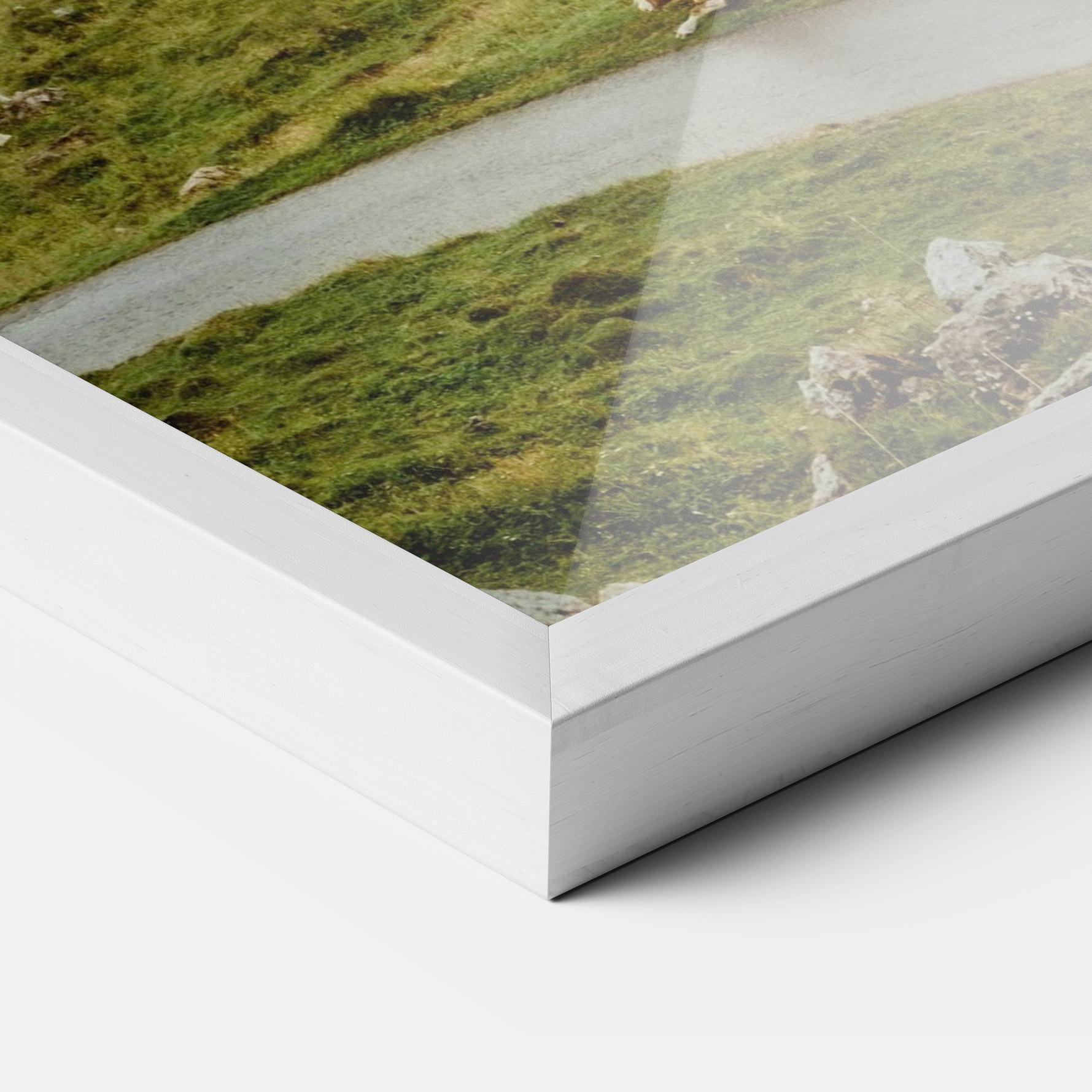 Poster Înrămat Cow Field View mockup 3