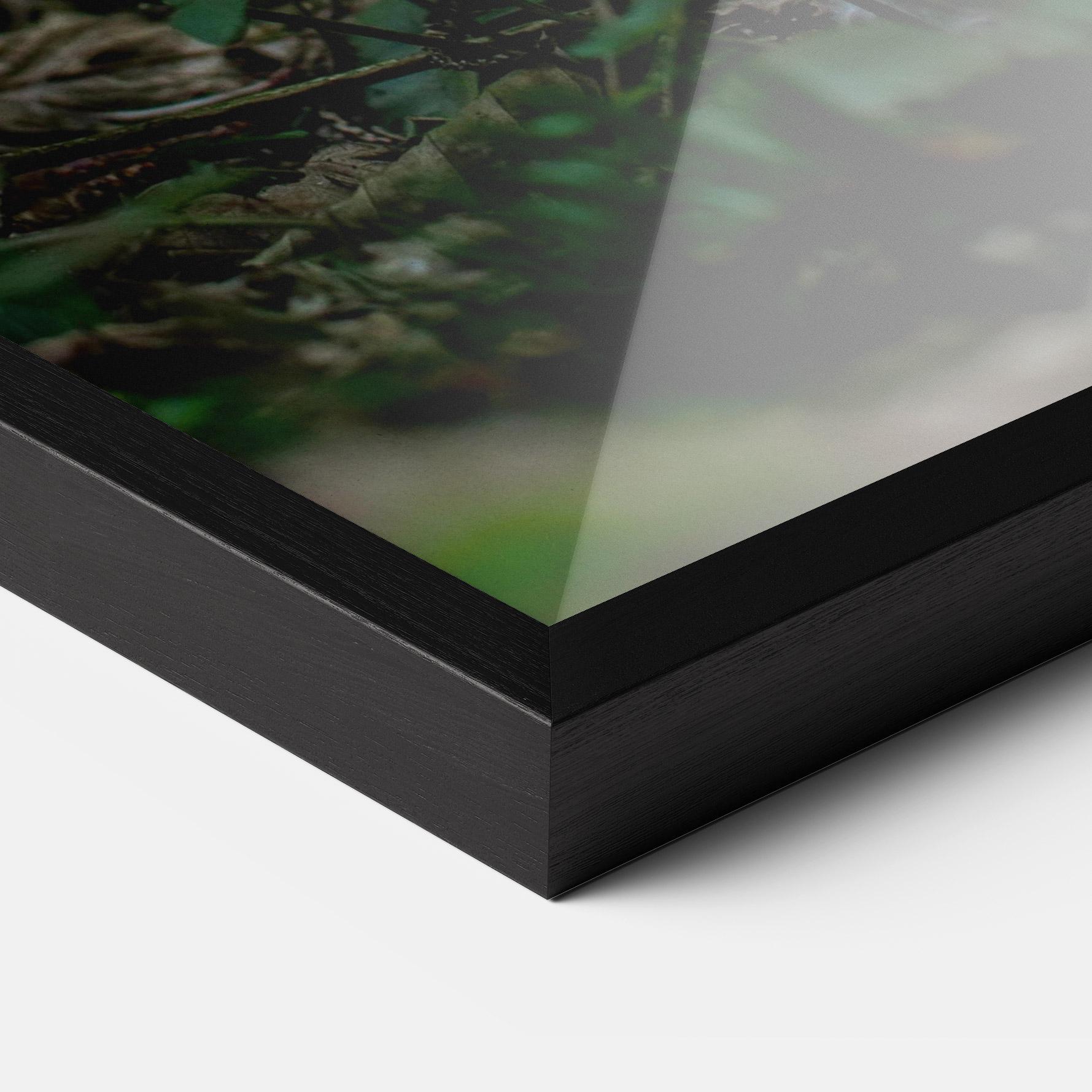 Poster Înrămat Purple Flower Forest mockup 3