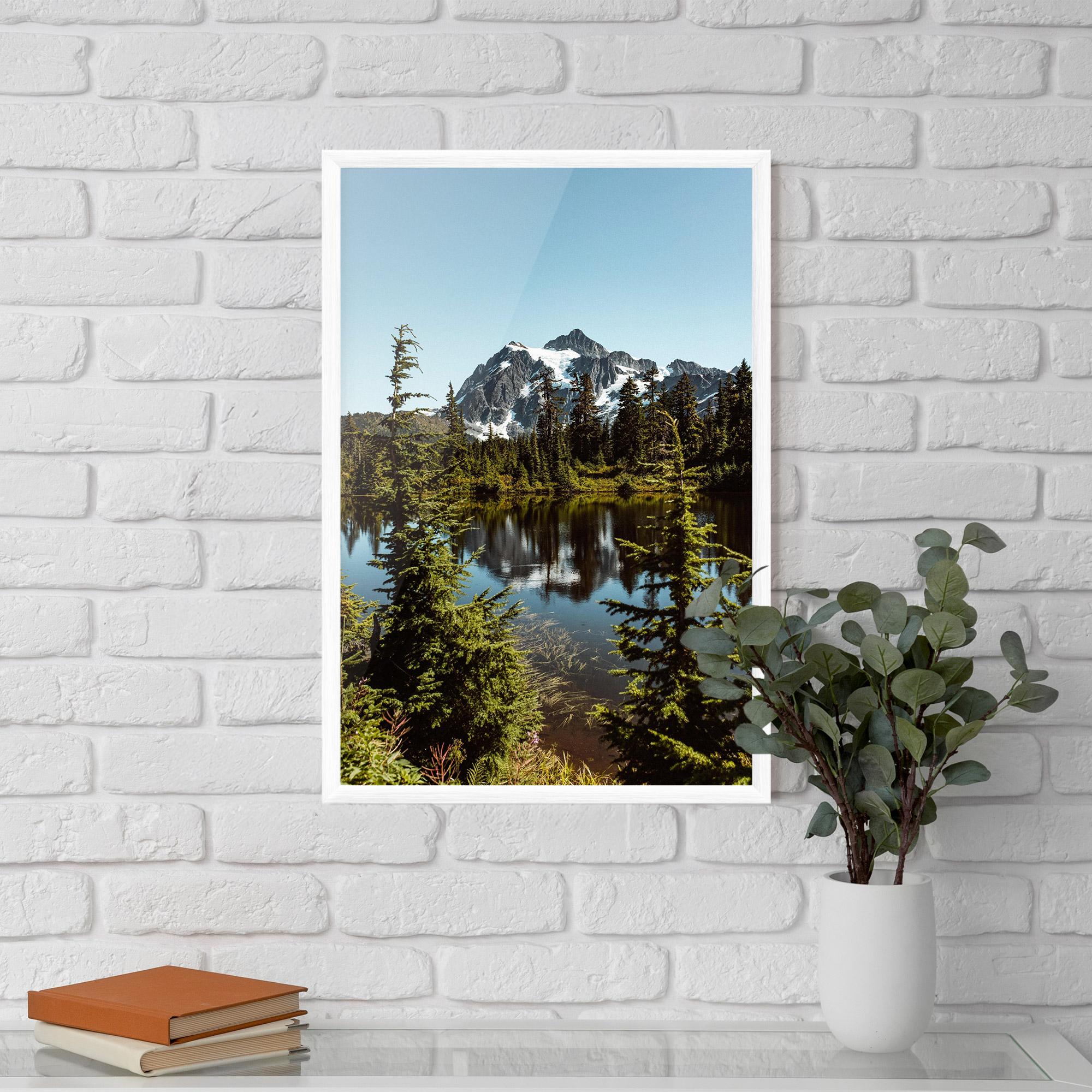 Poster Înrămat Forest Snow Mountain mockup 5