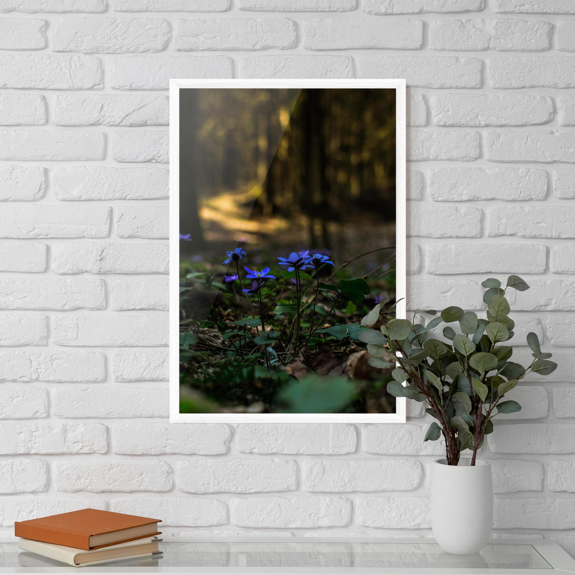 Poster Înrămat Purple Flower Forest mockup 5