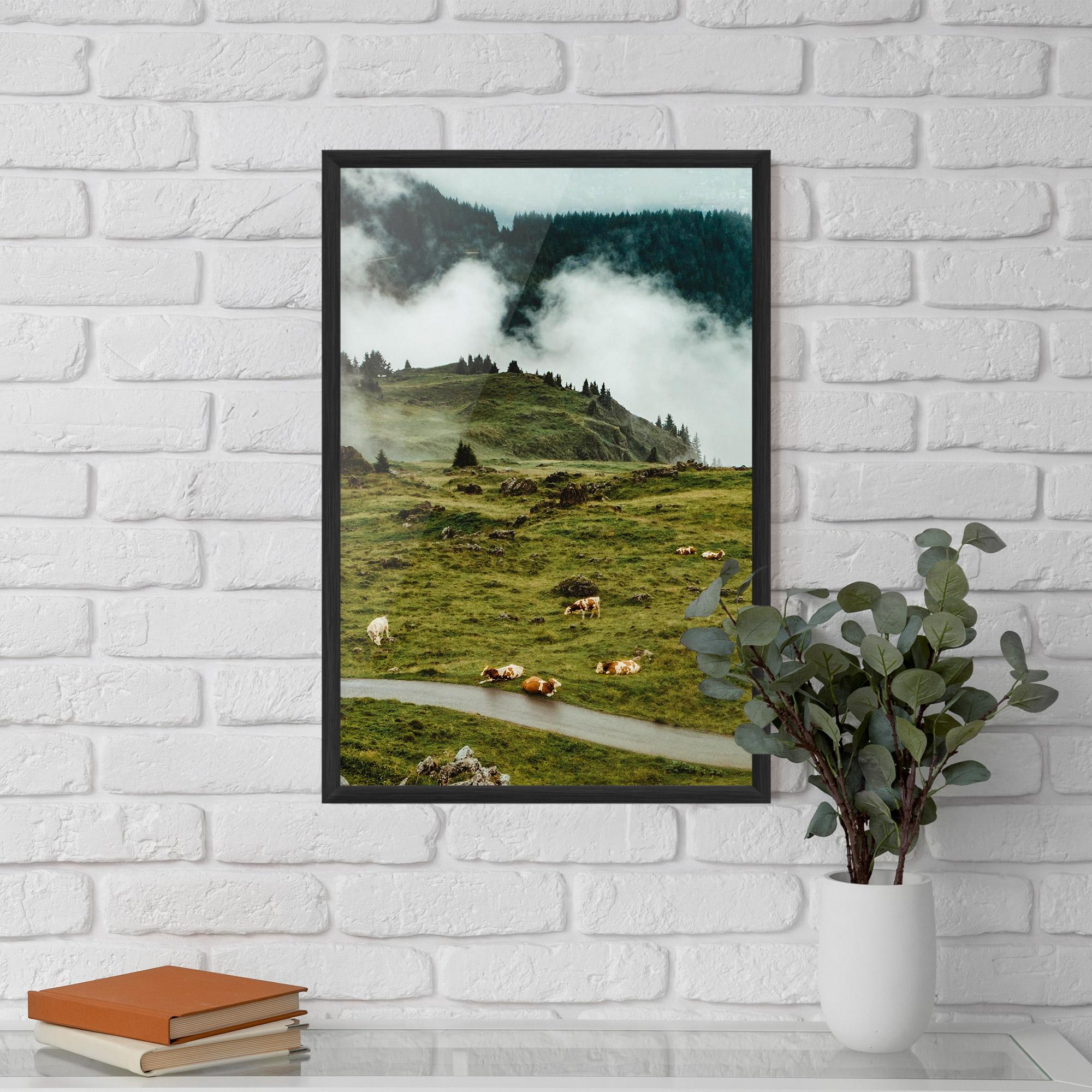 Poster Înrămat Cow Field View mockup 5