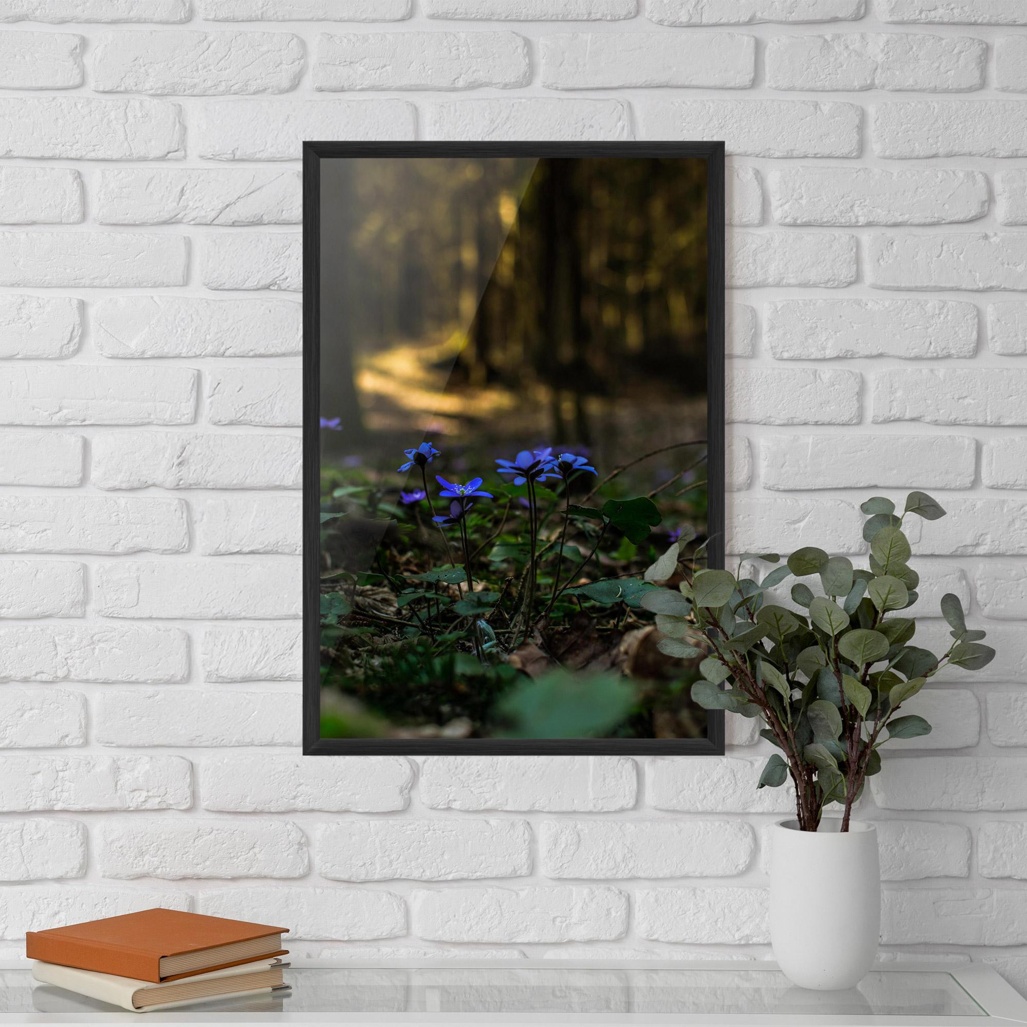 Poster Înrămat Purple Flower Forest mockup 5