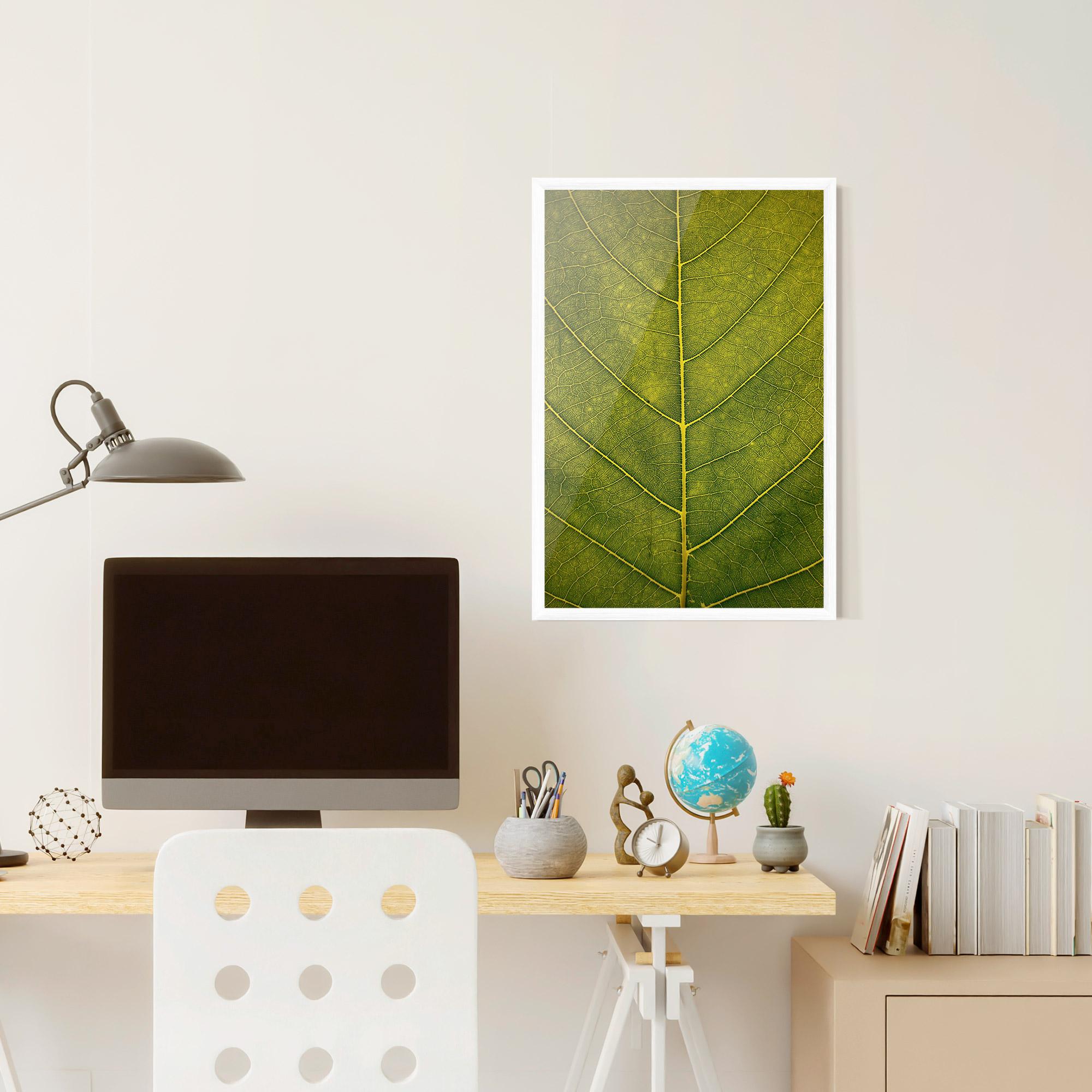 Poster Înrămat Leaf Closeup Forest mockup 6