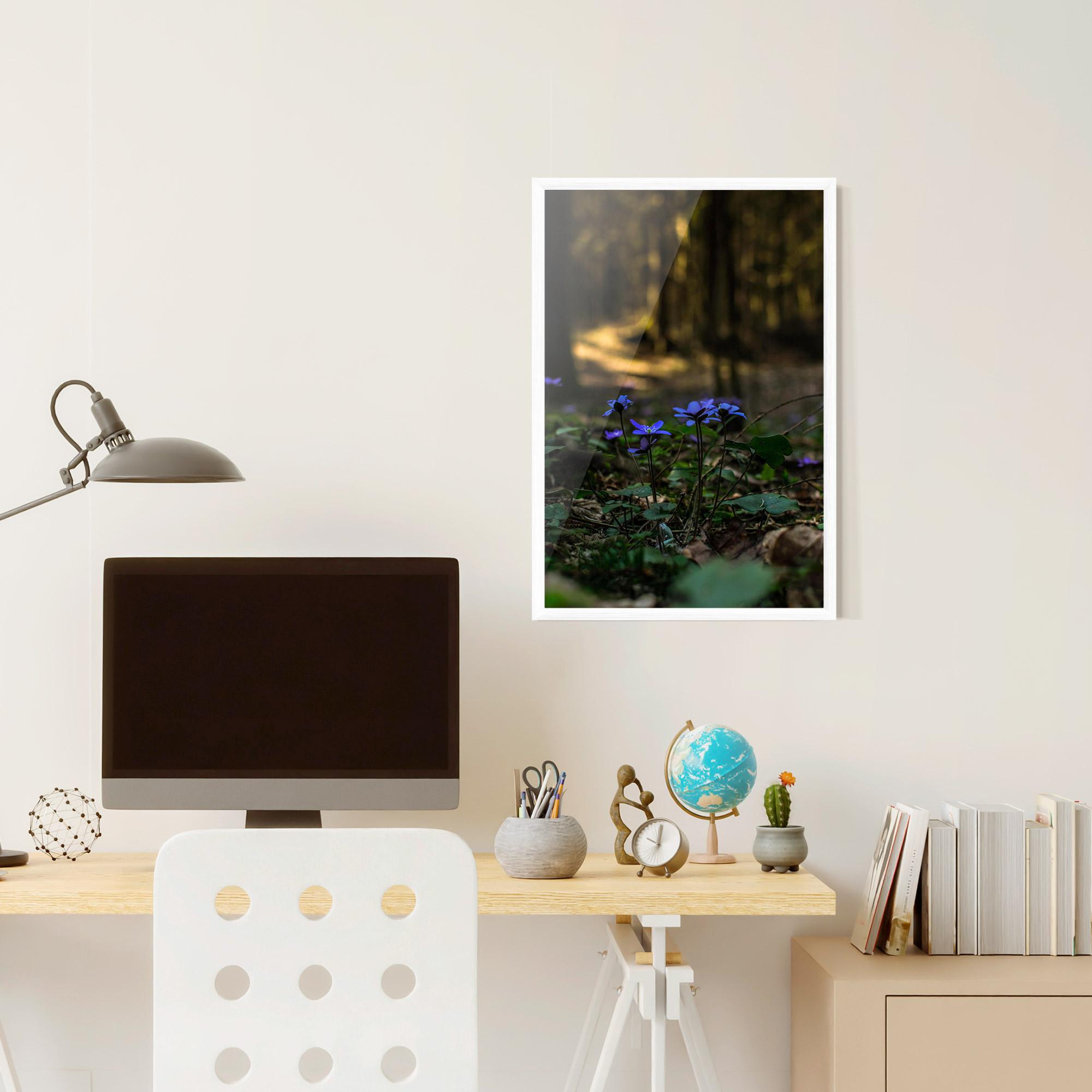 Poster Înrămat Purple Flower Forest mockup 6
