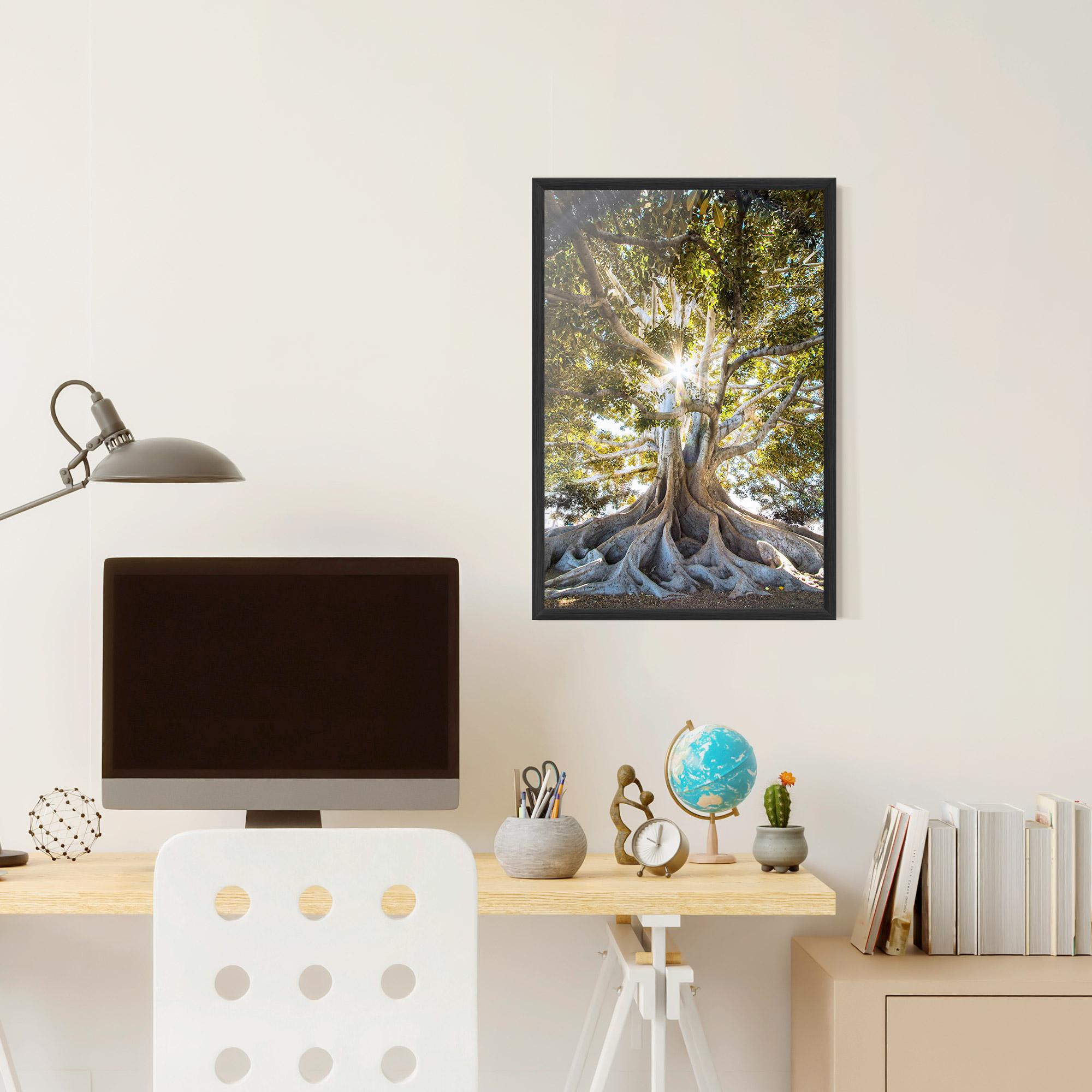 Poster Înrămat Big Old Tree mockup 6
