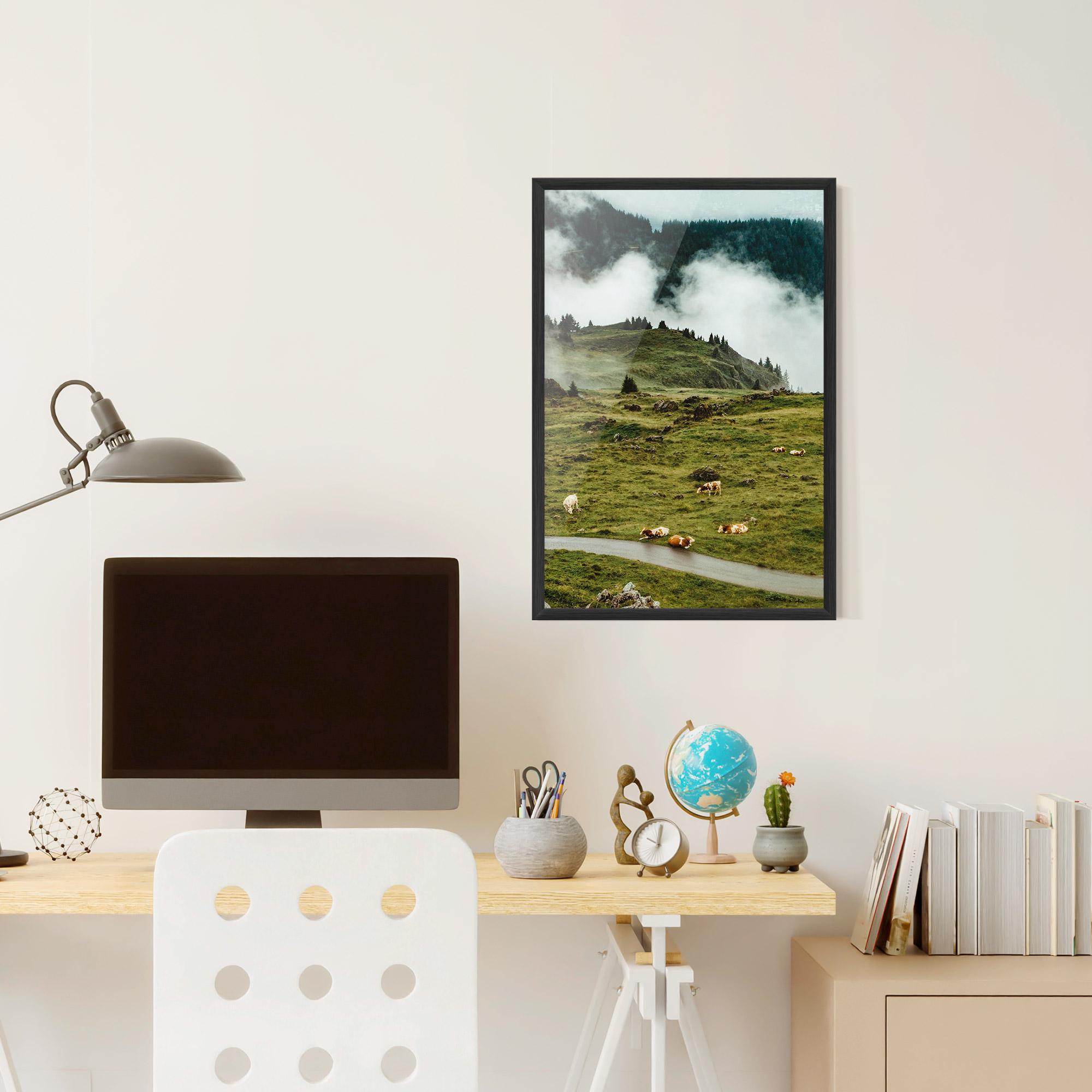 Poster Înrămat Cow Field View mockup 6
