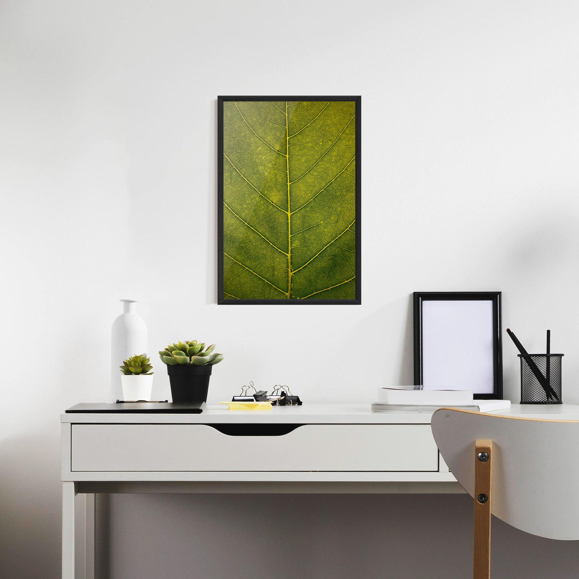 Poster Înrămat Leaf Closeup Forest mockup 7