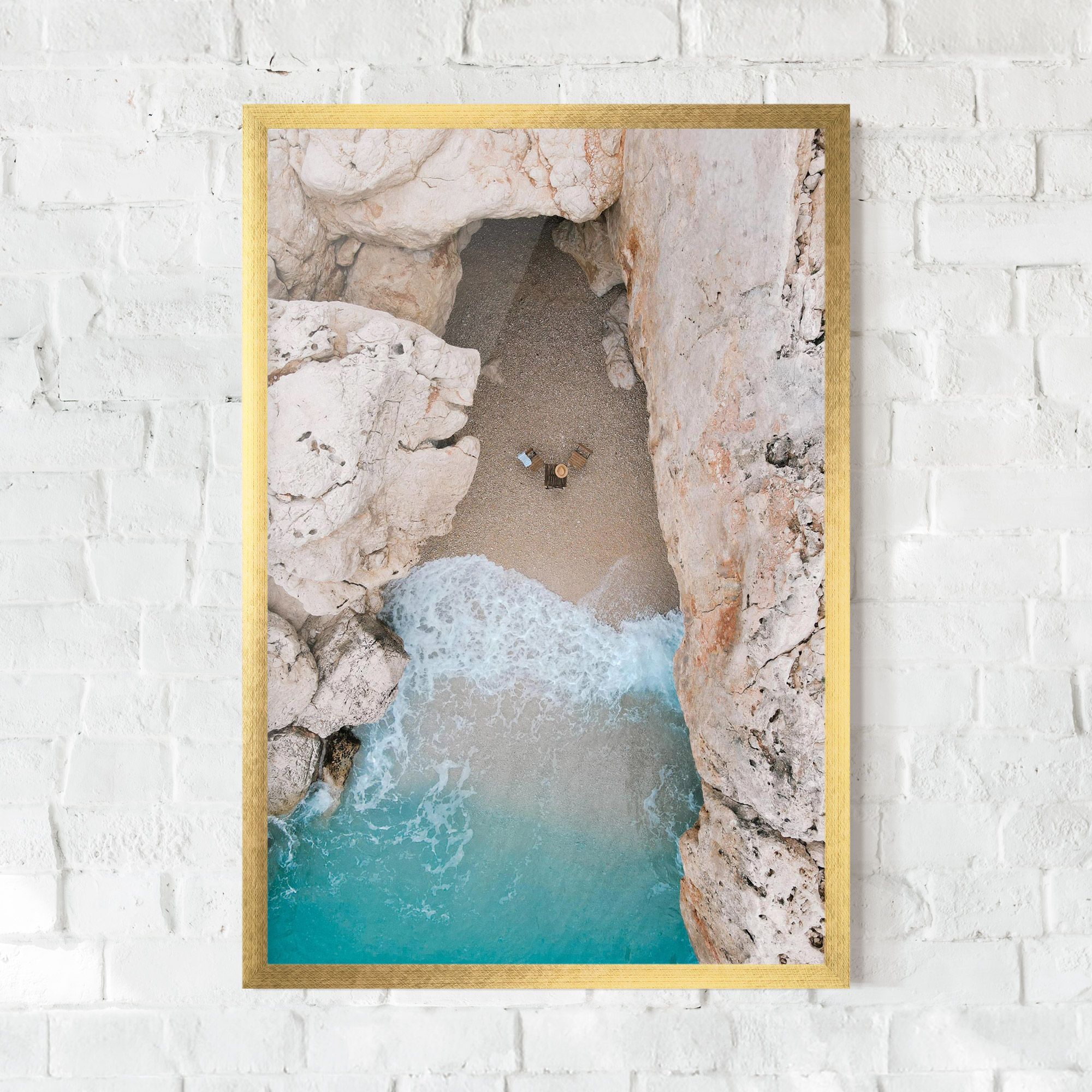 Private White Cave mockup 0