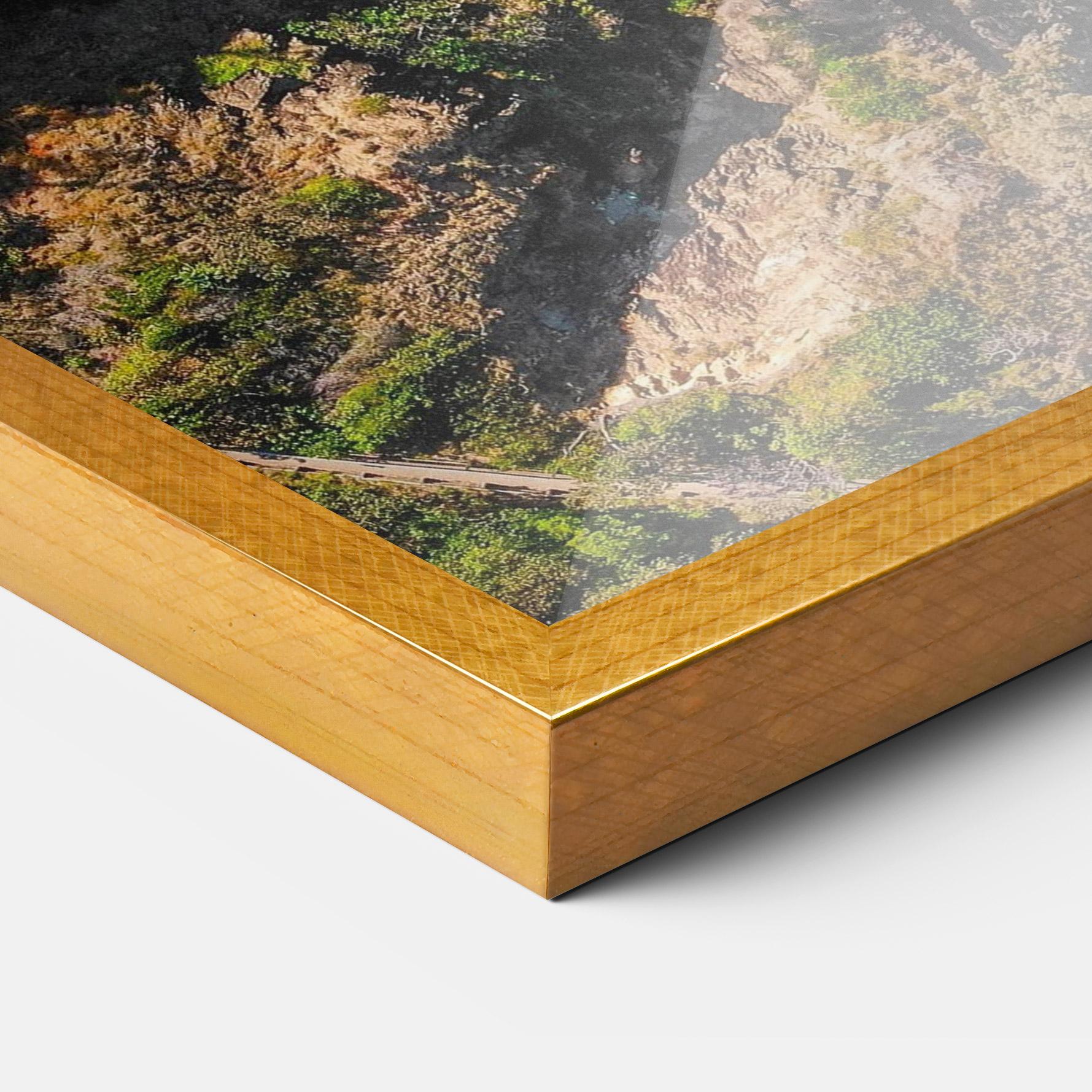 Poster Înrămat Rocky Beach mockup 3