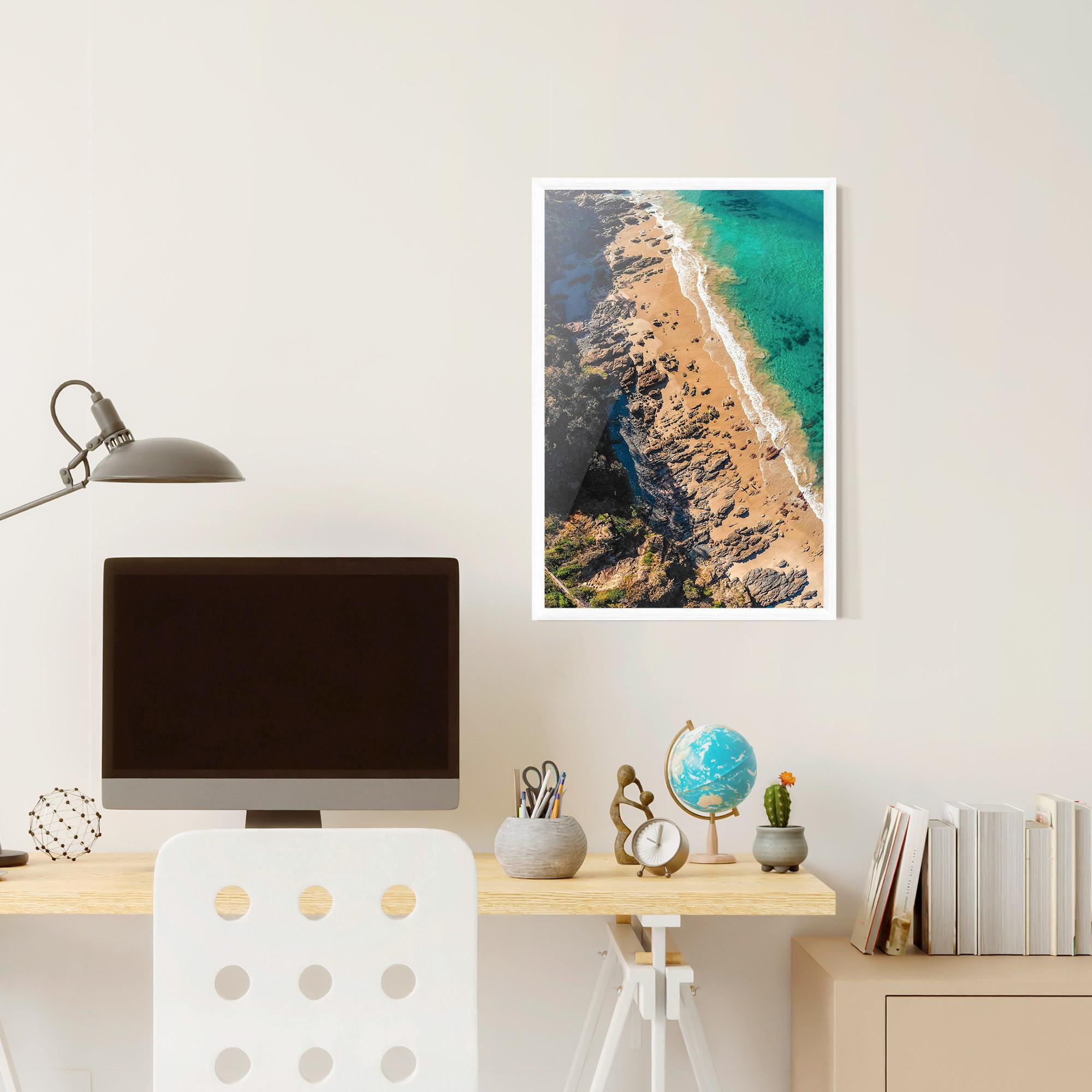 Poster Înrămat Rocky Beach mockup 6