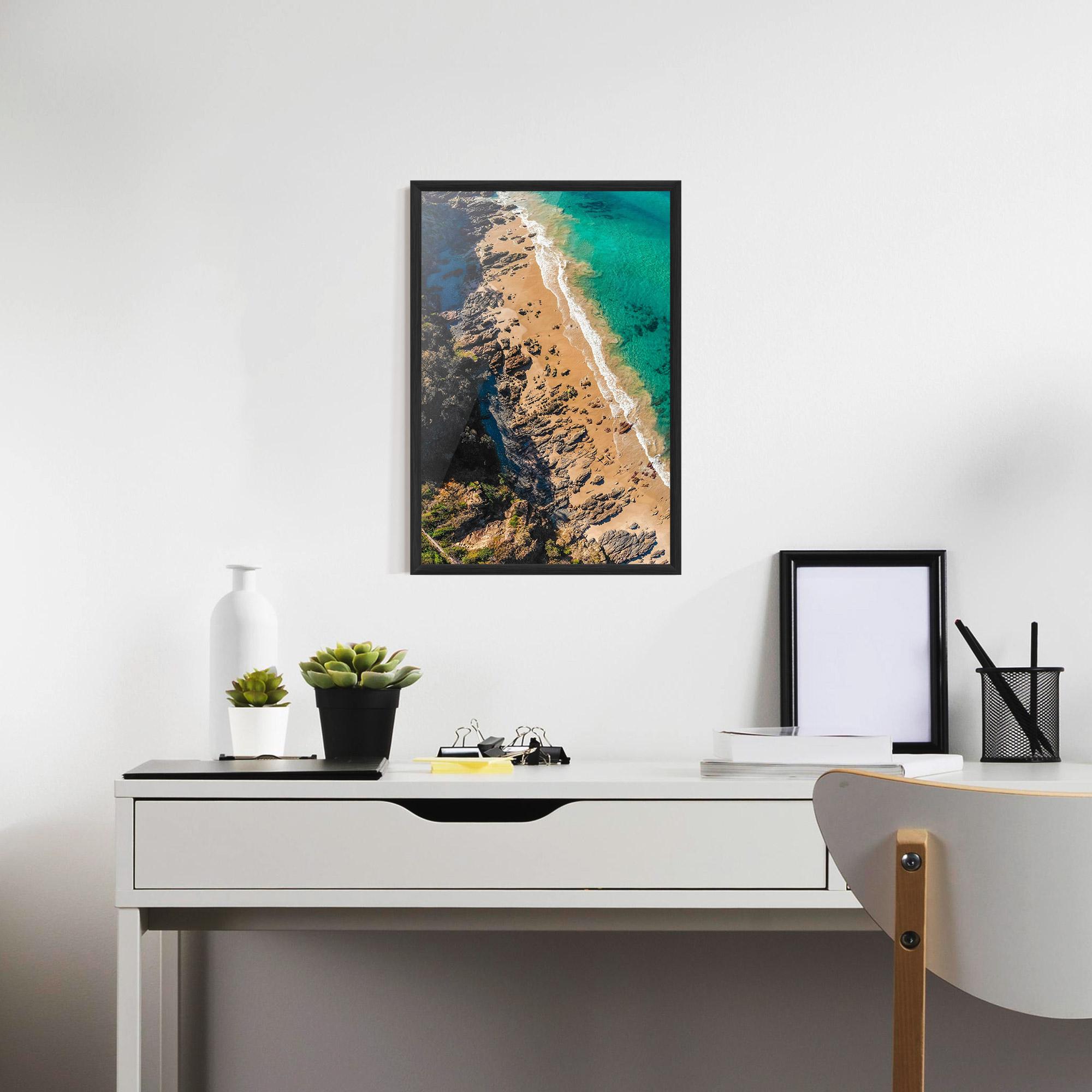 Poster Înrămat Rocky Beach mockup 7